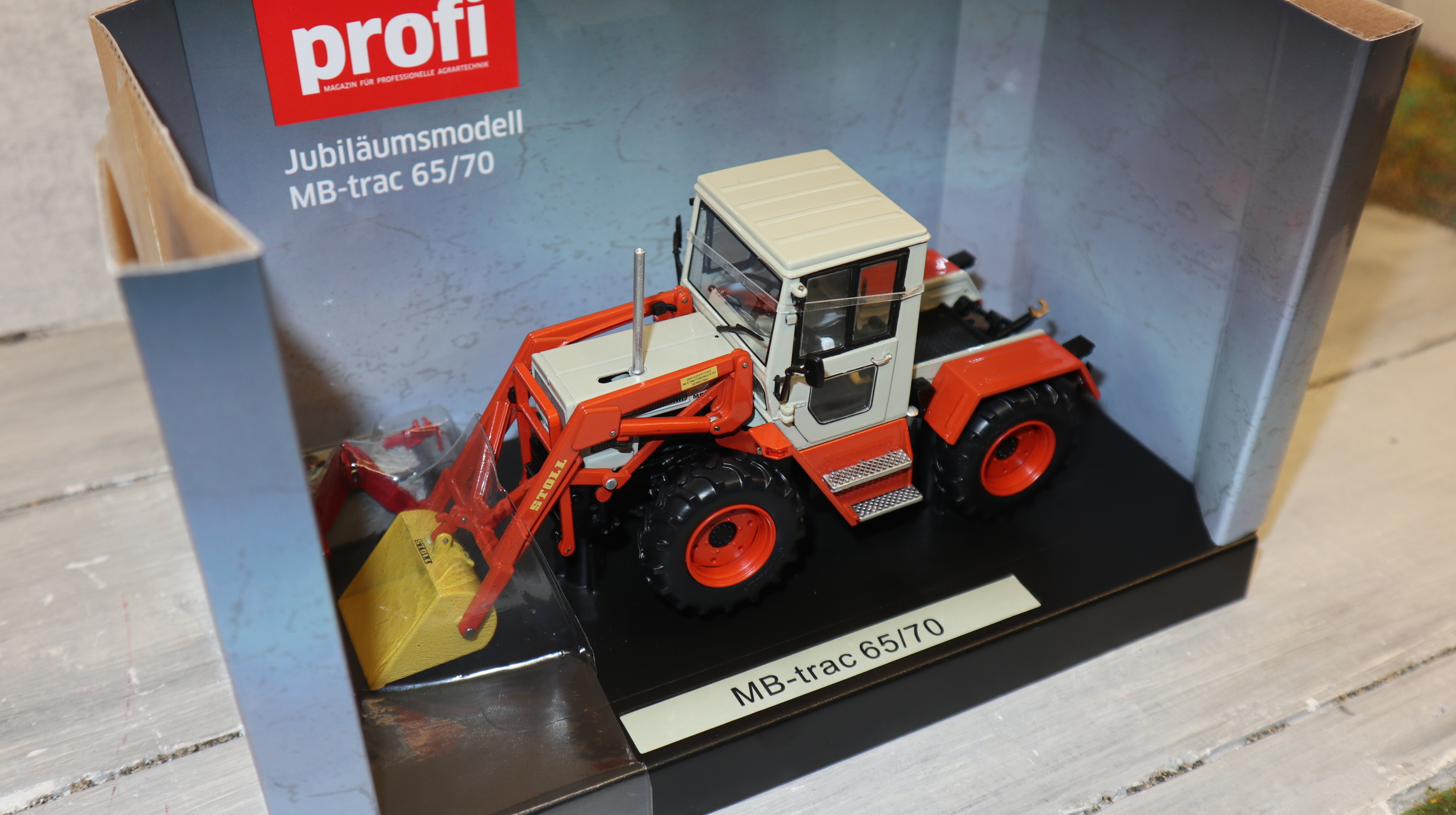 Weise Toys 2066 in 1:32,  MB trac 65/70 mit Frontlader, Agritechnica 2023, NEU in OVP