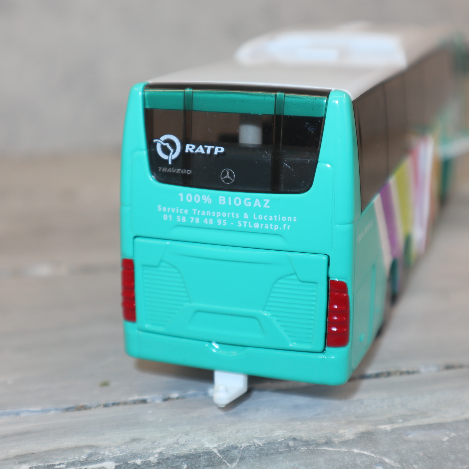 Siku 3738 in 1:50, Reisebus MB Sondermodell aus Frankreich RATP , Neu in OVP