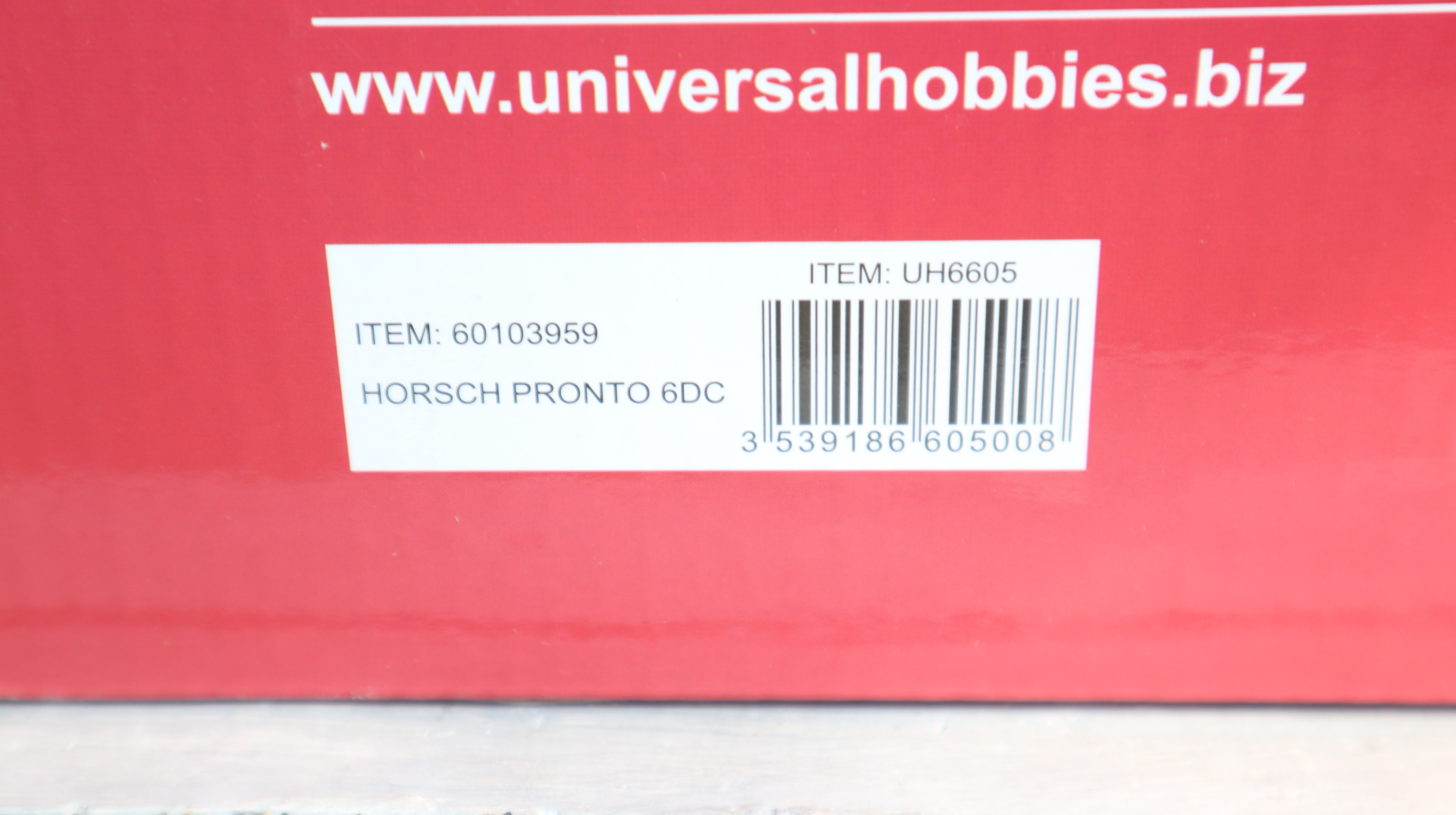 Universal Hobbies UH 6605  in 1:32,  HORSCH Pronto 6DC,  NEU in OVP