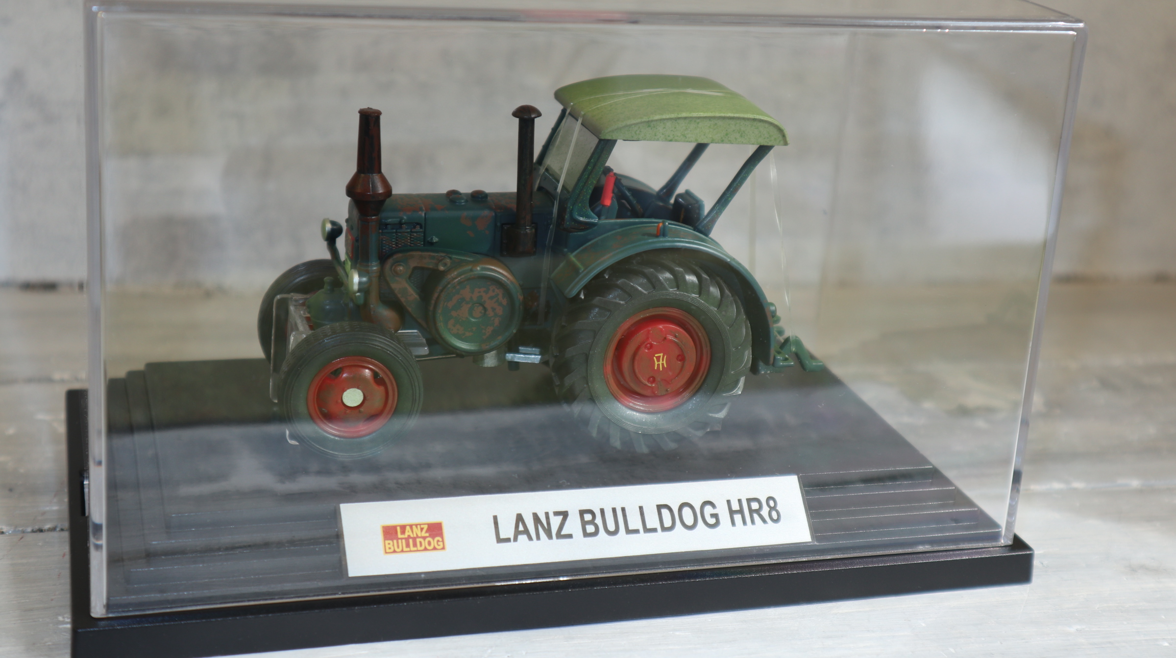 Siku 4456 in 1:32, LANZ Bulldog "Dirty", Siku Classic+, NEU in OVP