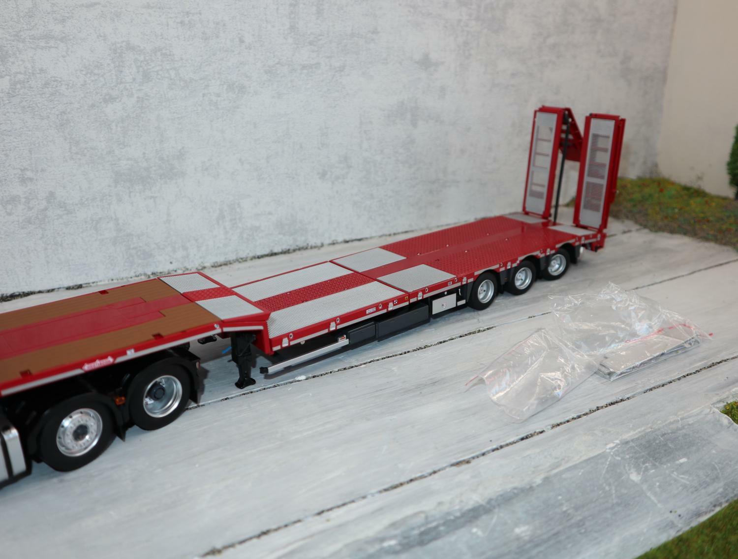 MarGe 1813-01 in 1:32, NOOTEBOOM MCOS 48-03 in ROT mit Metall-Auflagen, NEU in OVP MarGe 1813-01 in 1:32, NOOTEBOOM MCOS 48-03 in ROT mit Metall-Auflagen, NEU in OVP