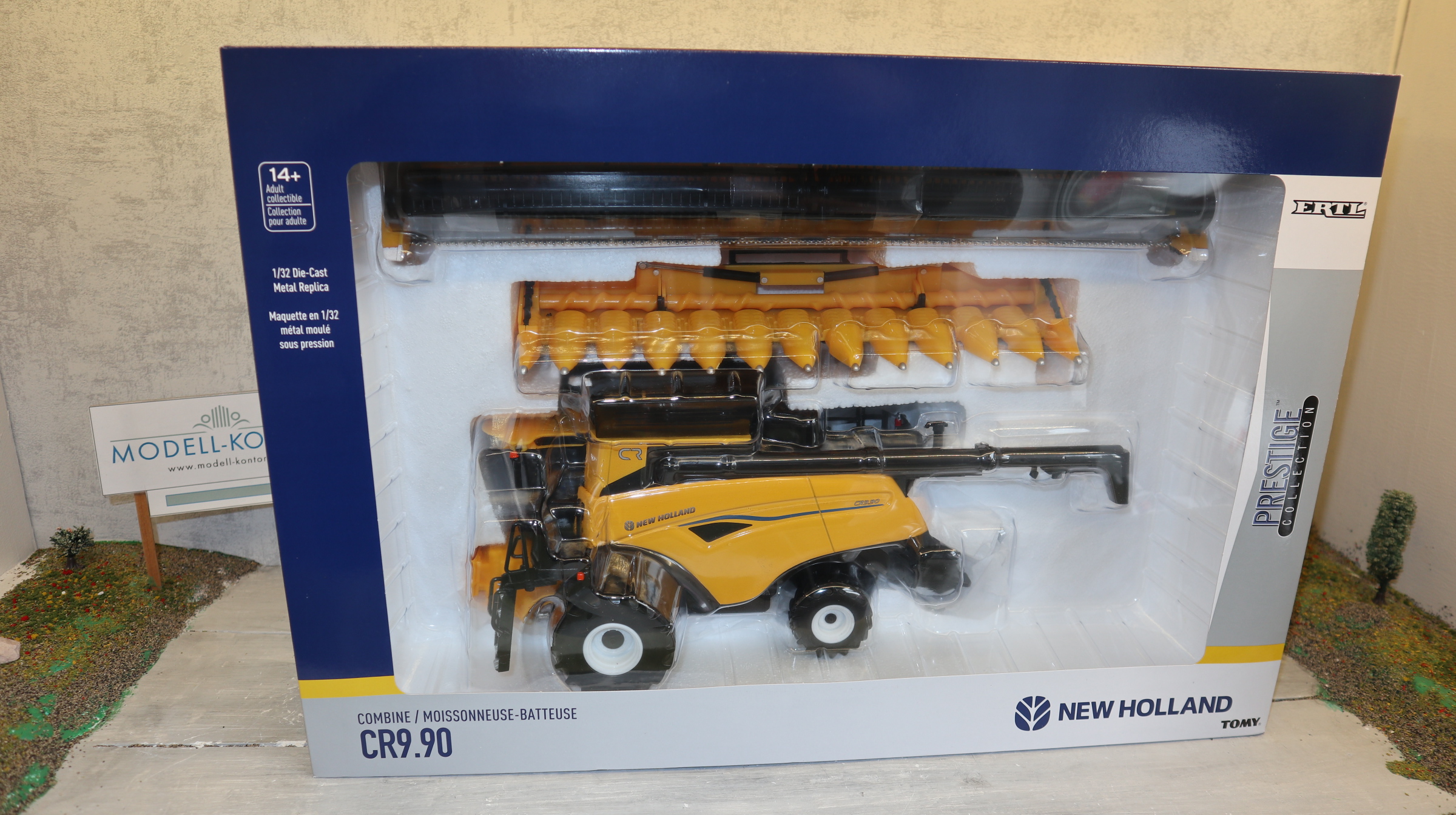 Ertl  Britains 13973 in 1:32,  New Holland CR9.90 >Mähdrescher, USA-Modell,  NEU in OVP