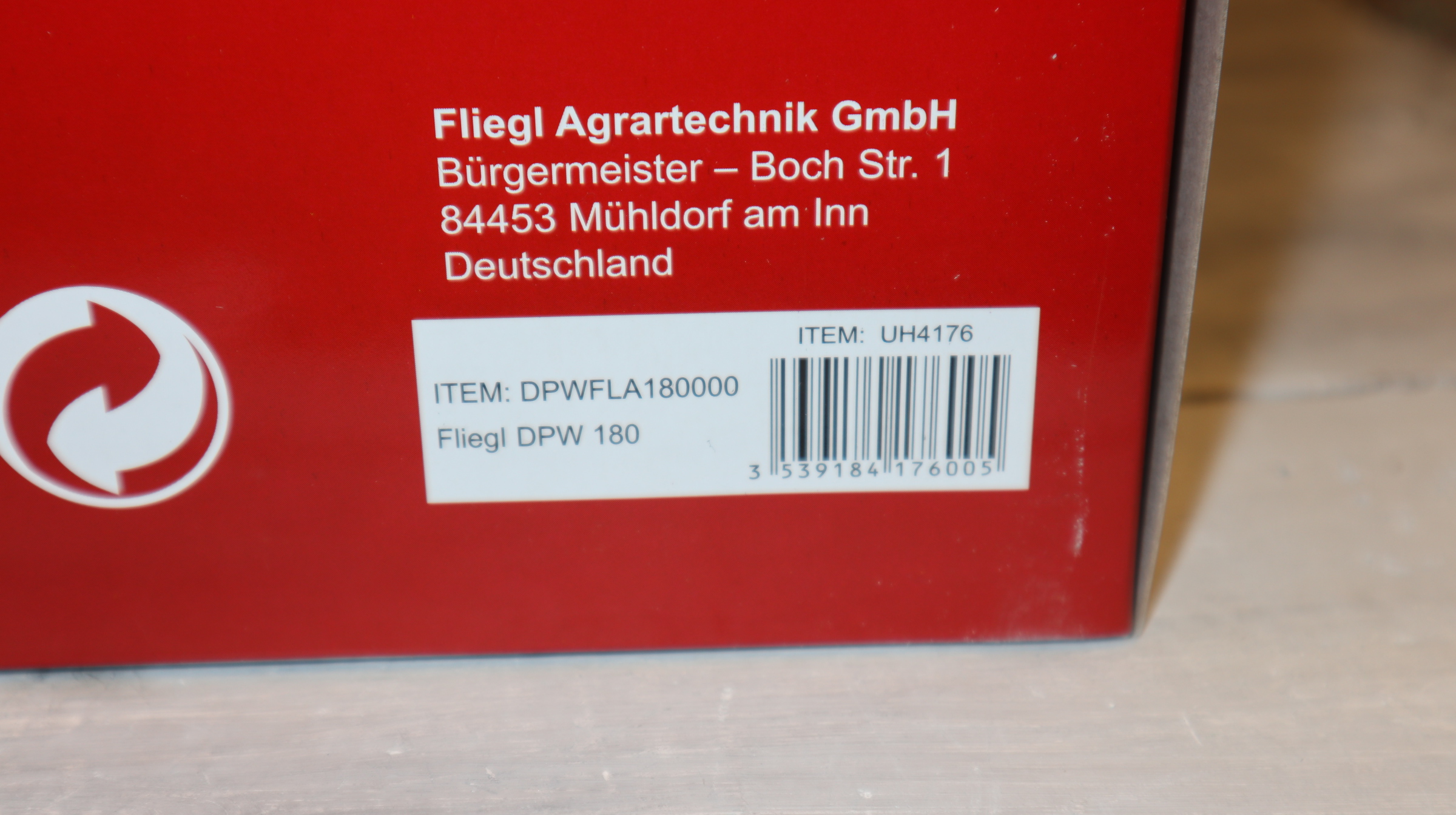 Universal Hobbies UH 4176 in 1:32,  Fliegl Transportwagen DPW 180,  Neu in OVP