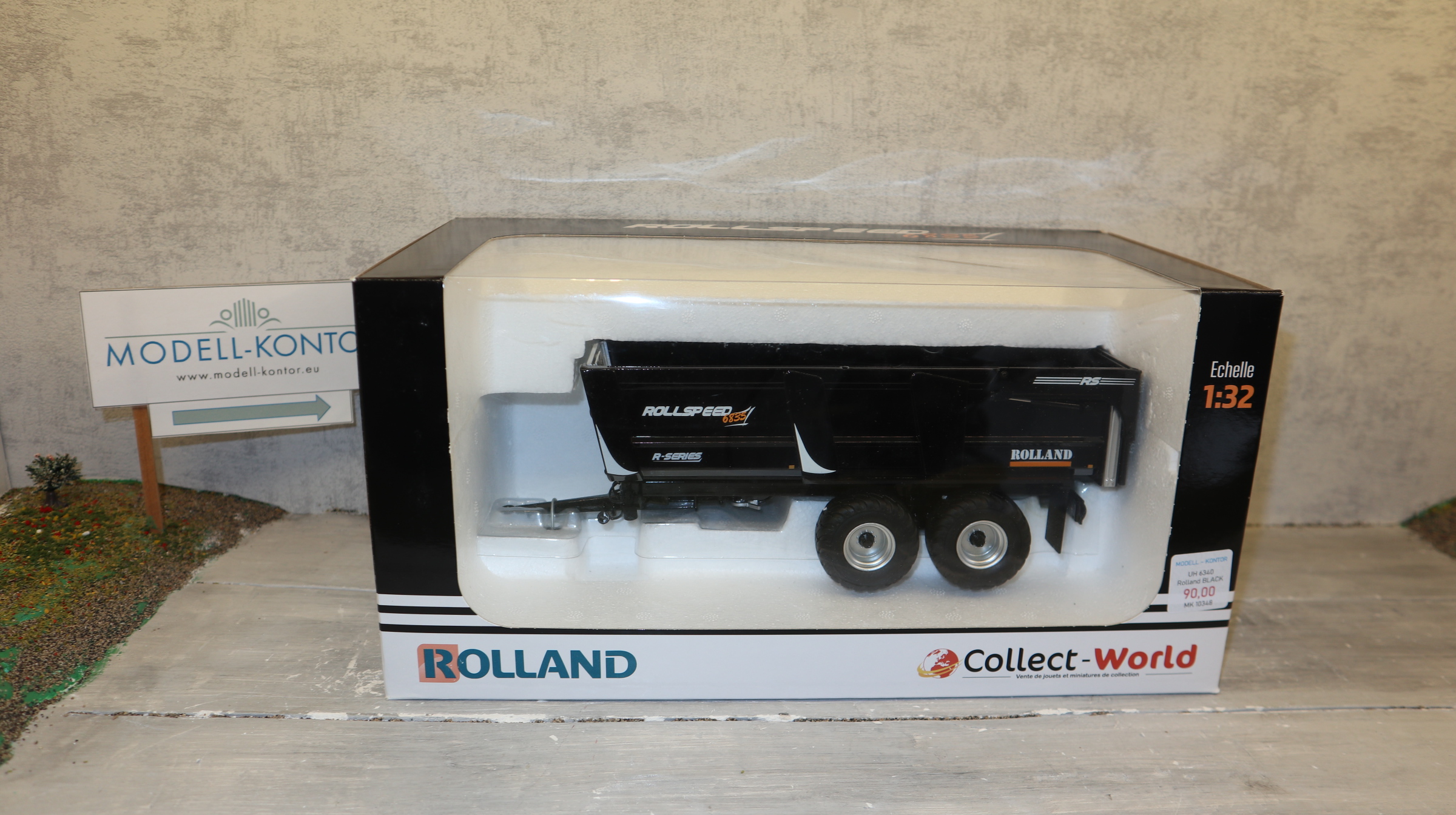 Universal Hobbies UH 6340  in 1:32,  Rolland Rollspeed 6835 in SCHWARZ,  NEU in OVP