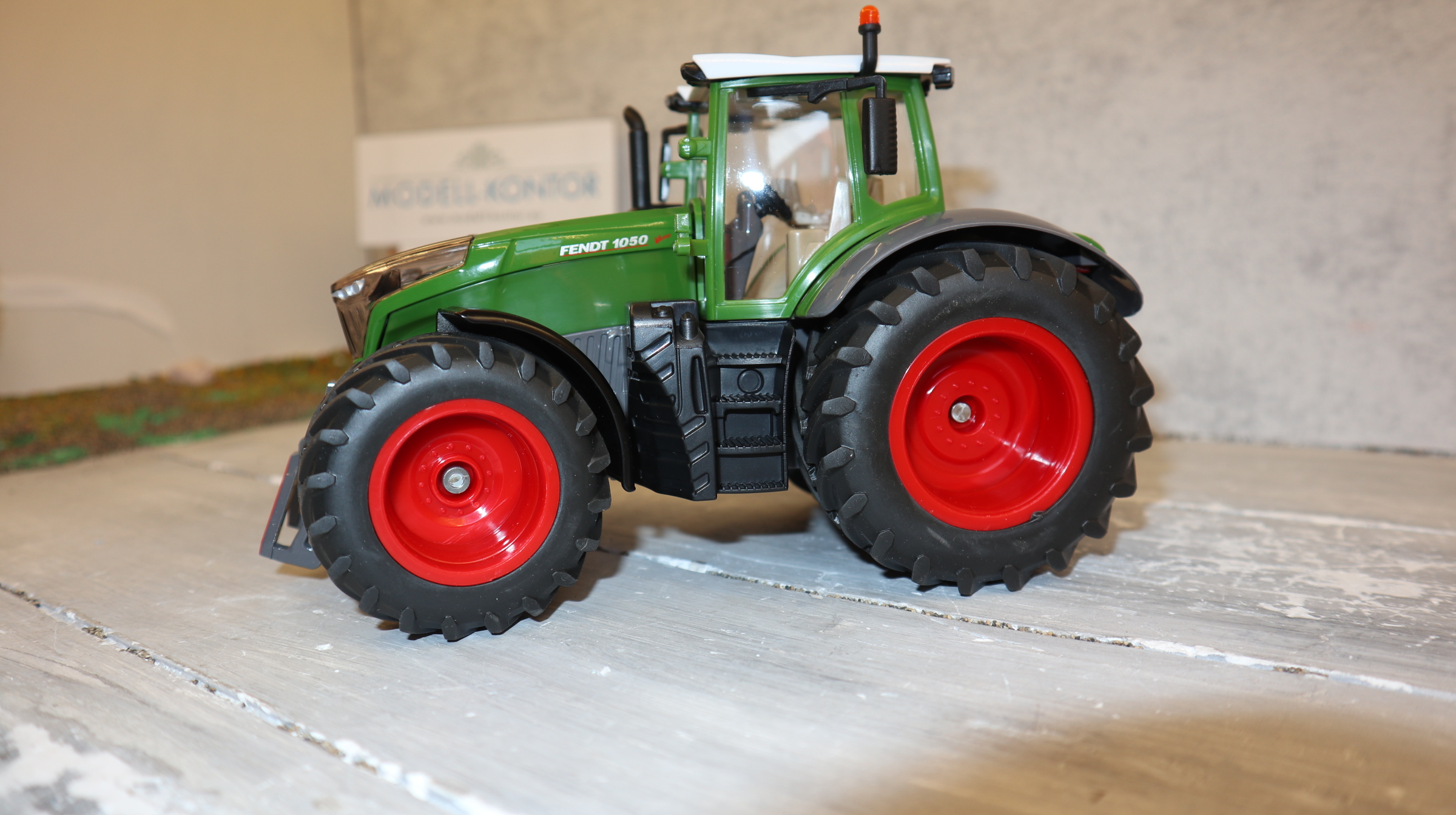 Siku 3287 in 1:32, Fendt 1050 Vario, Neu in OVP