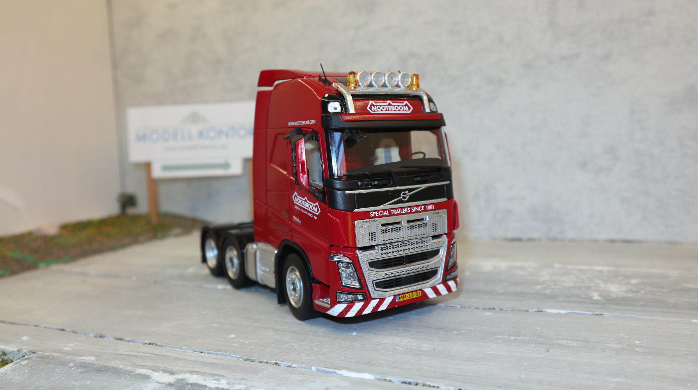 MarGe 1811-03 in 1:32, VOLVO FH 16 6x2 NOOTEBOOM, NEU in OVP