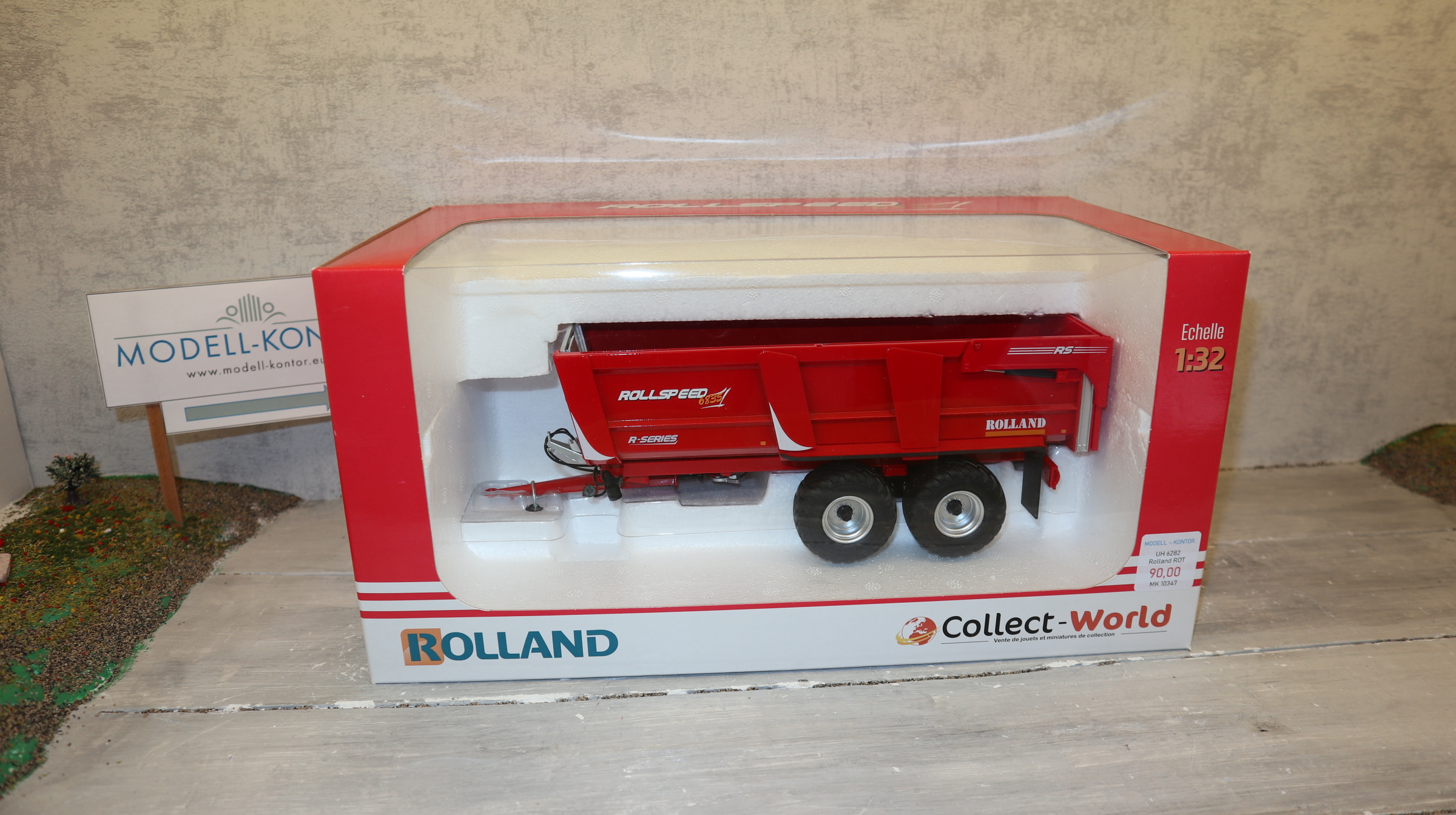 Universal Hobbies UH 6339  in 1:32,  Rolland Rollspeed 6835 in ROT,  NEU in OVP