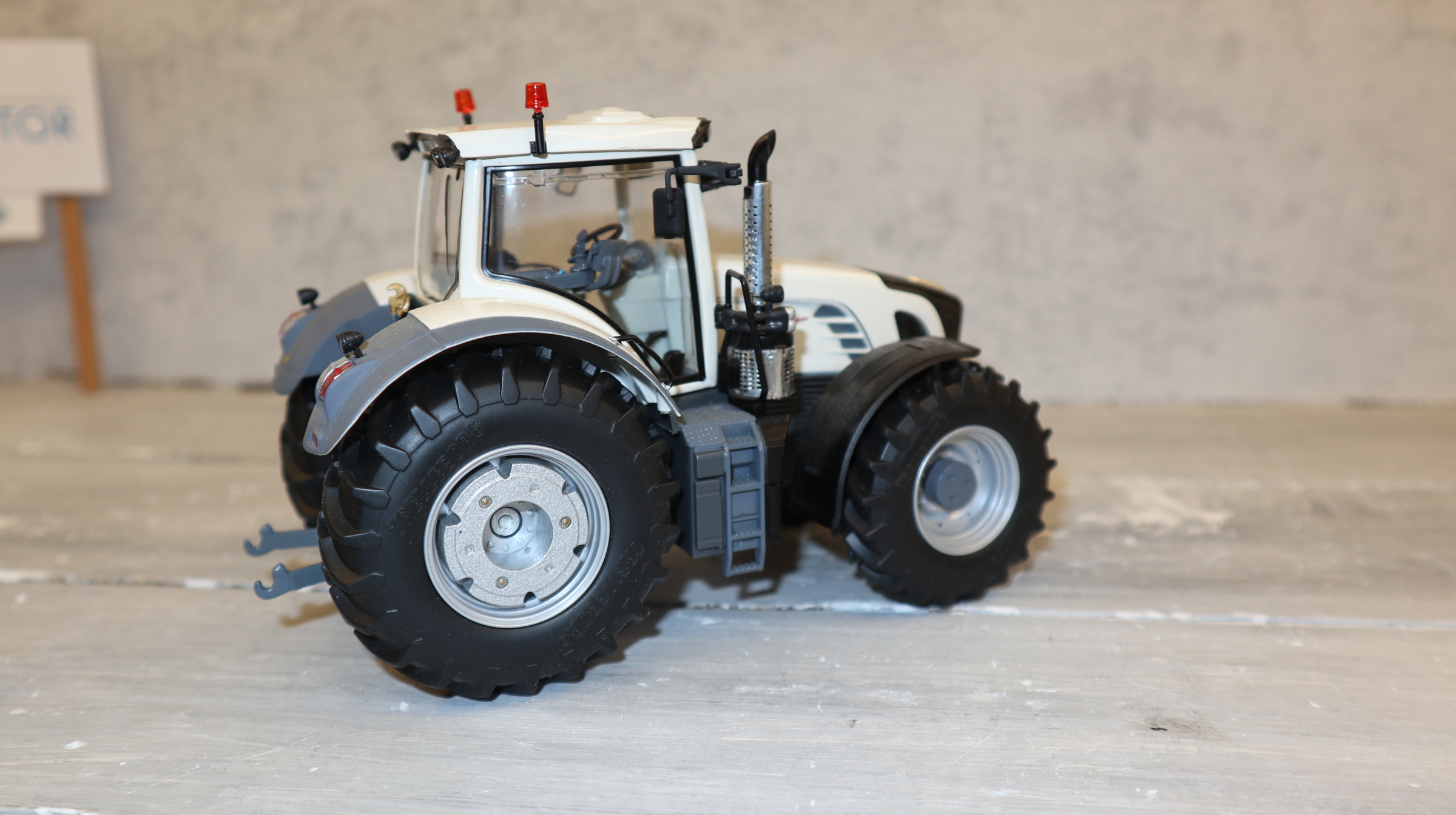 WIKING X991006090000 in 1:32, Fendt 939 in WEISS, Werbemodell direkt von FENDT, NEU in OVP