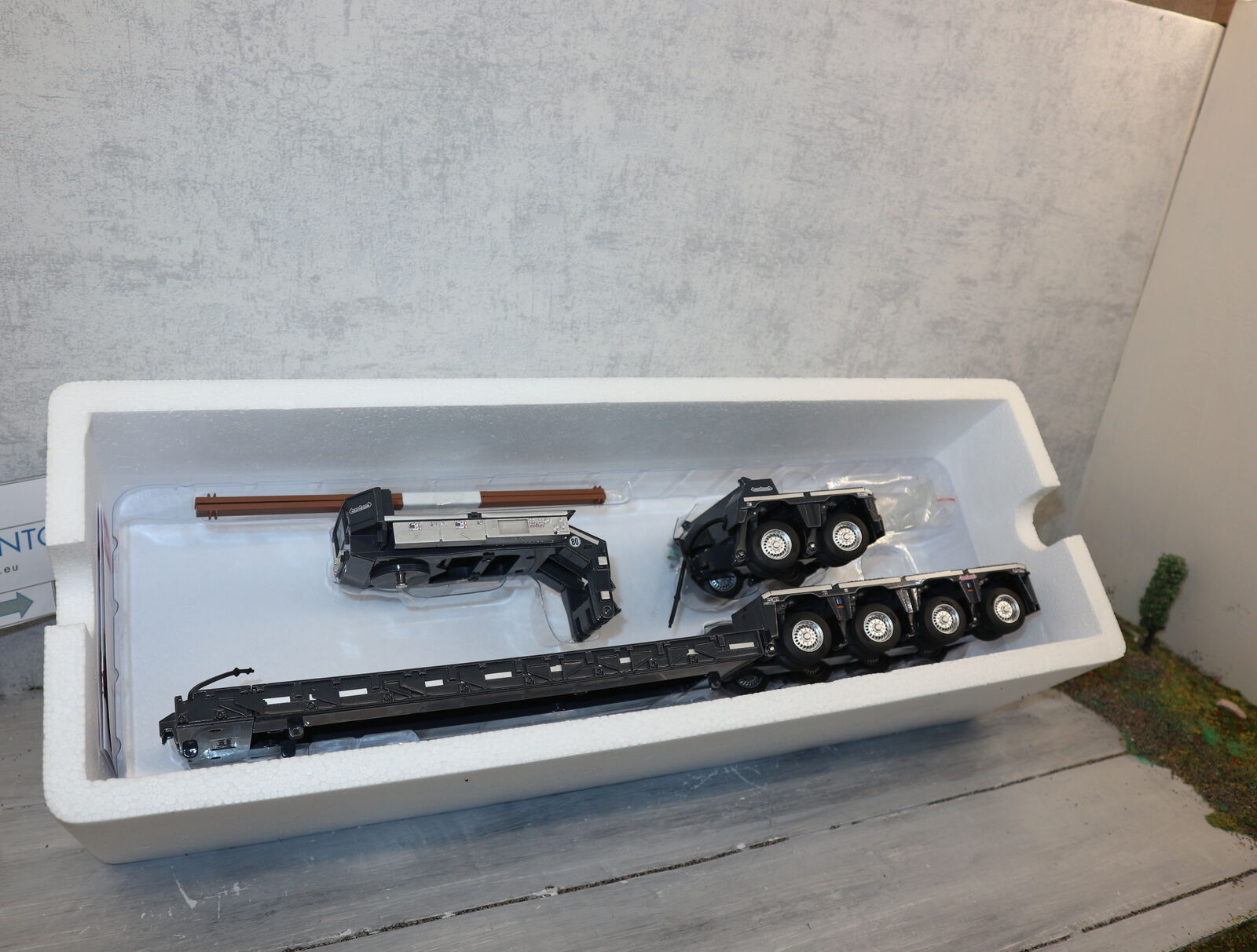 MarGe 2011-02 in 1:32, NOOTEBOOM REDLINE SERIES - EURO-PX 2+4 LOWLOADER GRAU, NEU in OVP MarGe 2011-02 in 1:32, NOOTEBOOM REDLINE SERIES - EURO-PX 2+4 LOWLOADER GRAU, NEU in OVP
