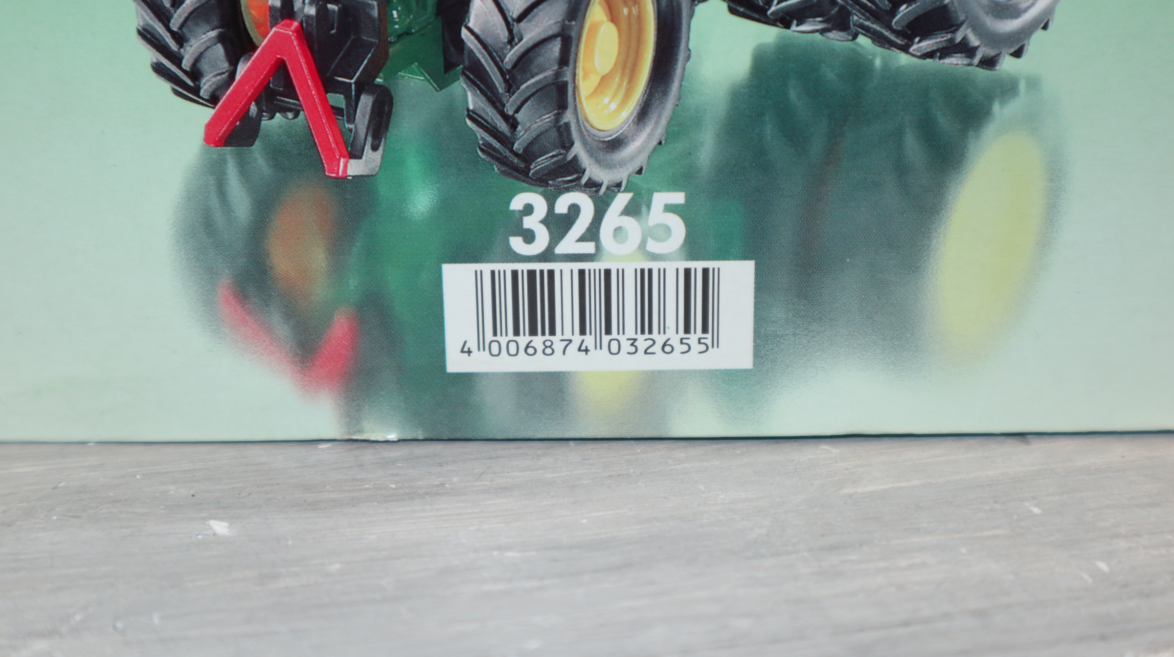 Siku 3265 in 1:32,  John Deere 7340 mit Zwillingsbereifung, NEU in OVP