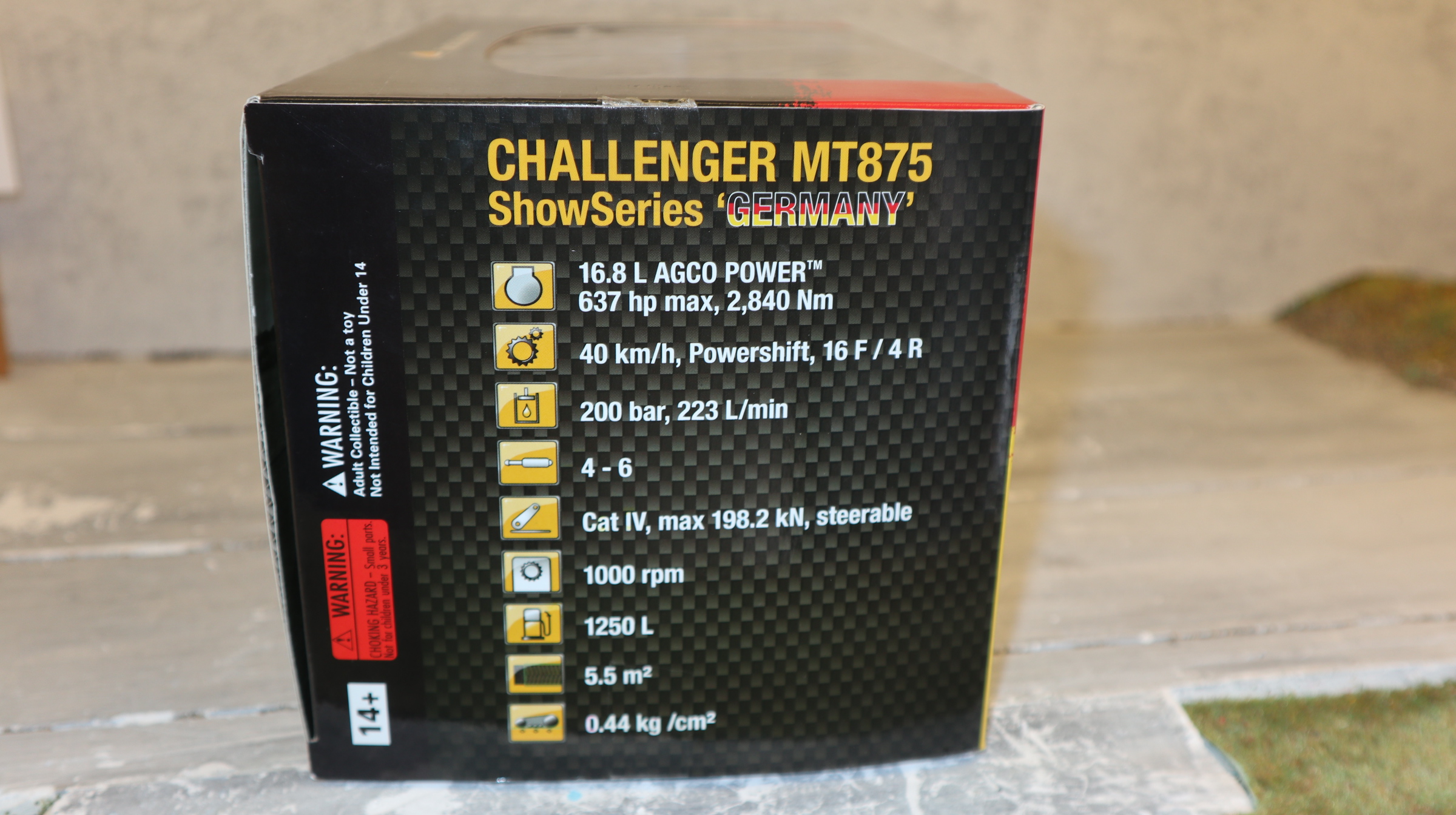 USK 10621 in 1:32 Challenger MT875C ShowSerie Germany NEU in OVP