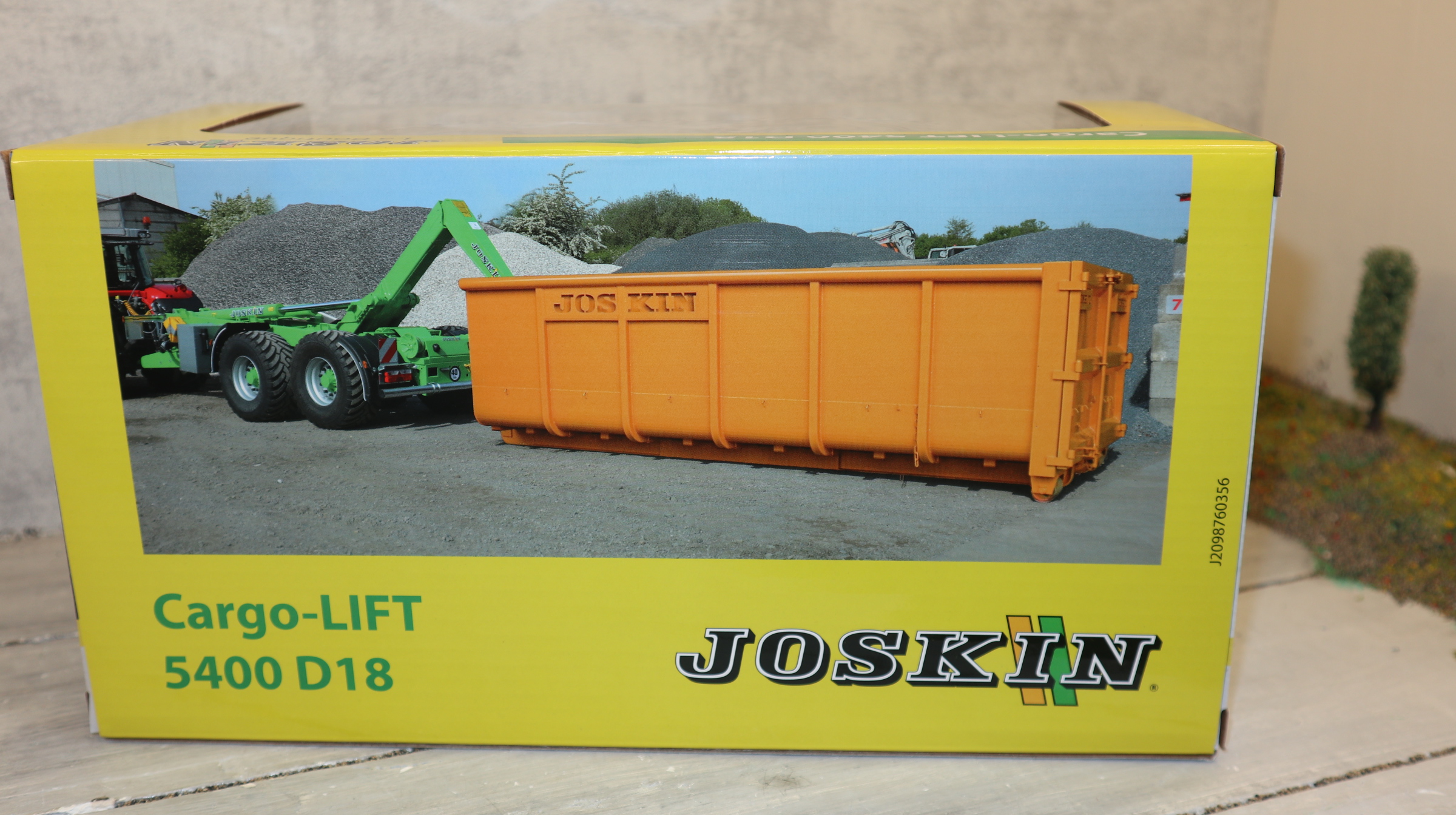 UH 6353 in 1:32, JOSKIN Cargo-Lift 5400 Abroller mit Mulde