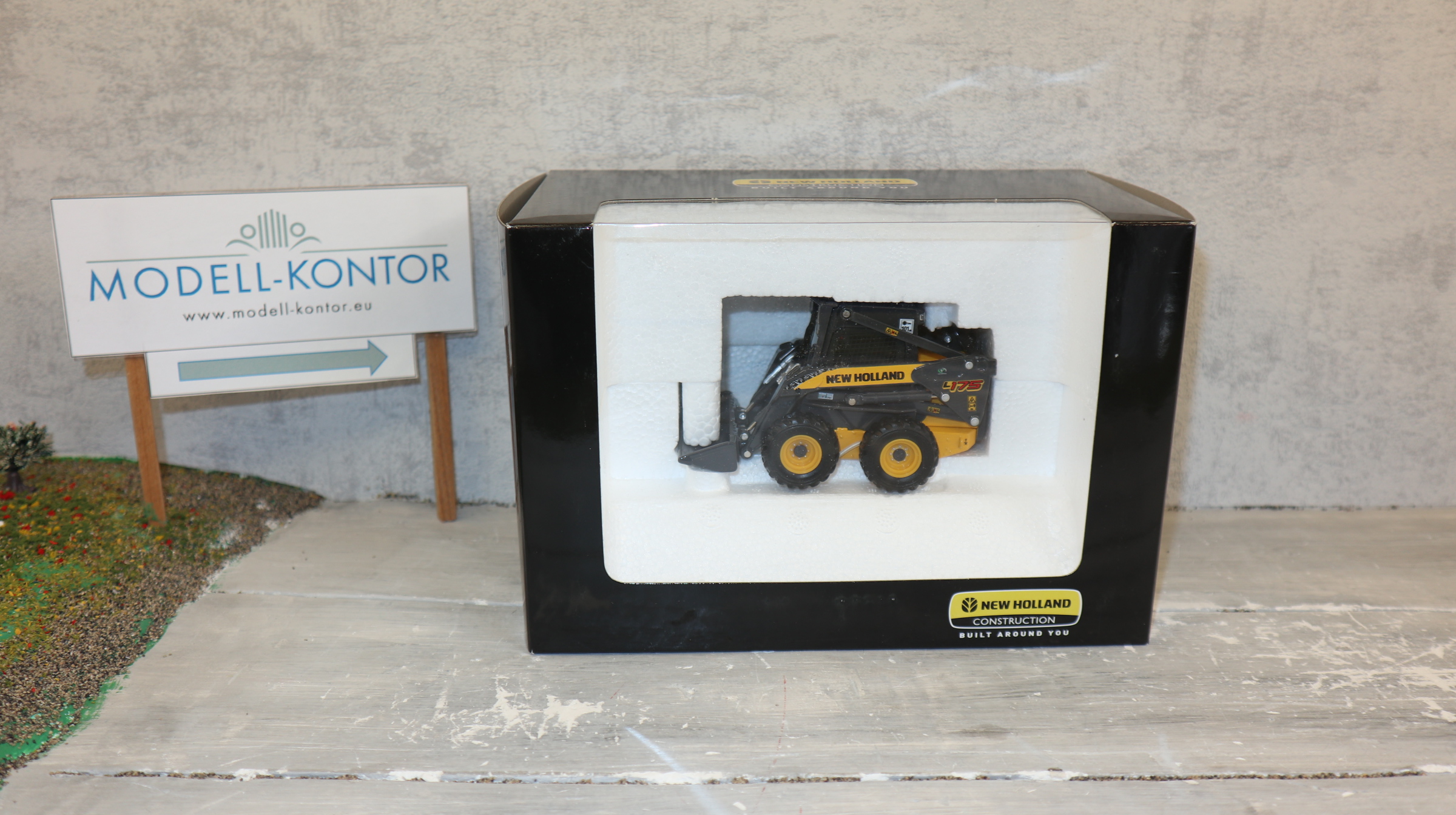 2 Chargeurs NZG 940 1:25 - Neuson Kompaktlader Rouge Et Jaune - Miniatures Chantier Allemagne