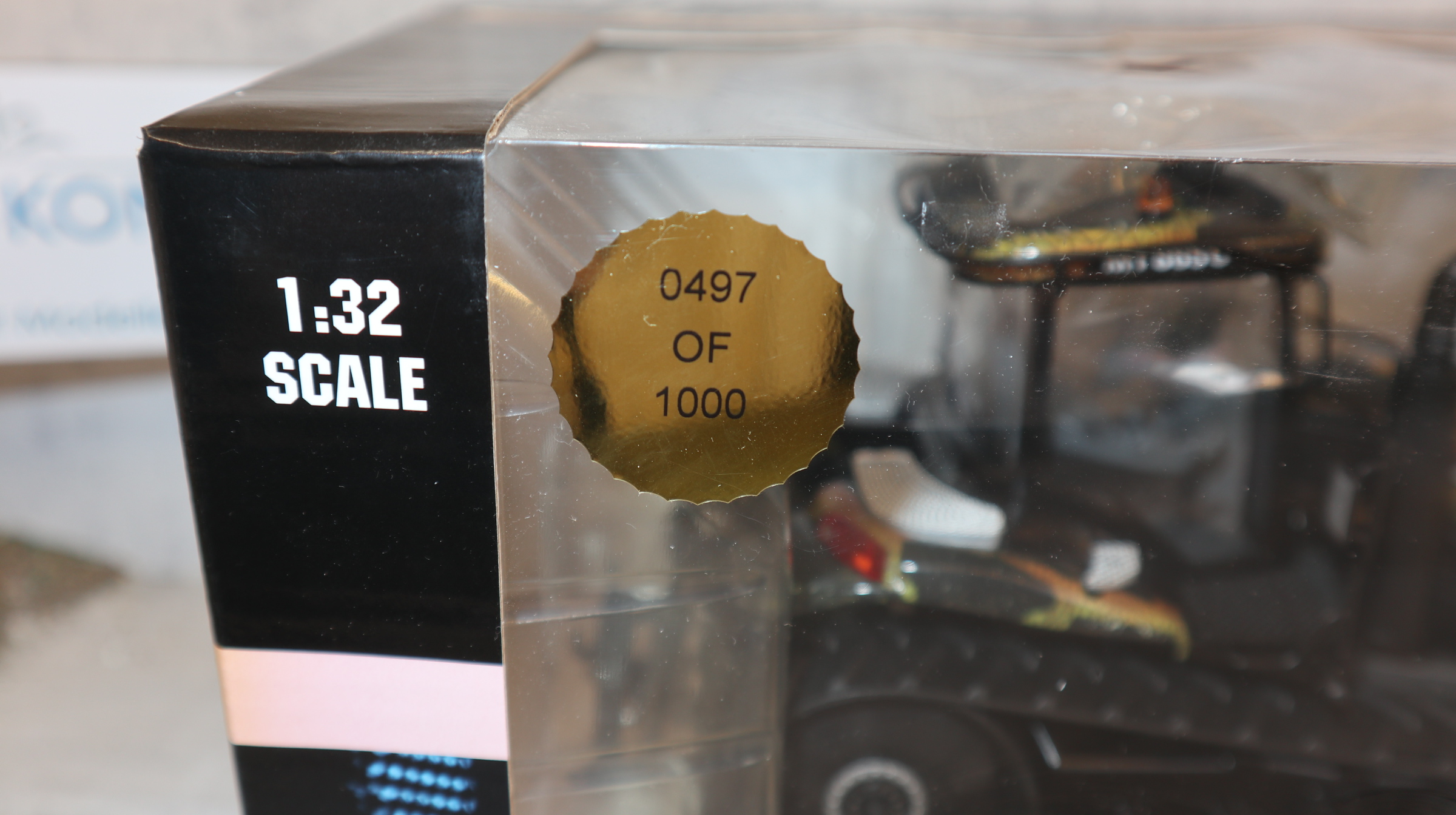 USK 58622 in 1:32 Challenger MT865C ANAKONDA NEU in OVP