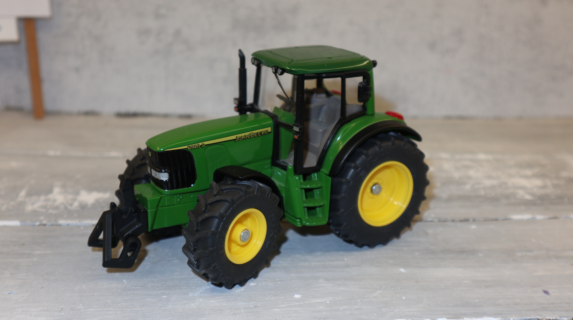 Siku 3252 in 1:32, John Deere 6920 S,  NEU in OVP