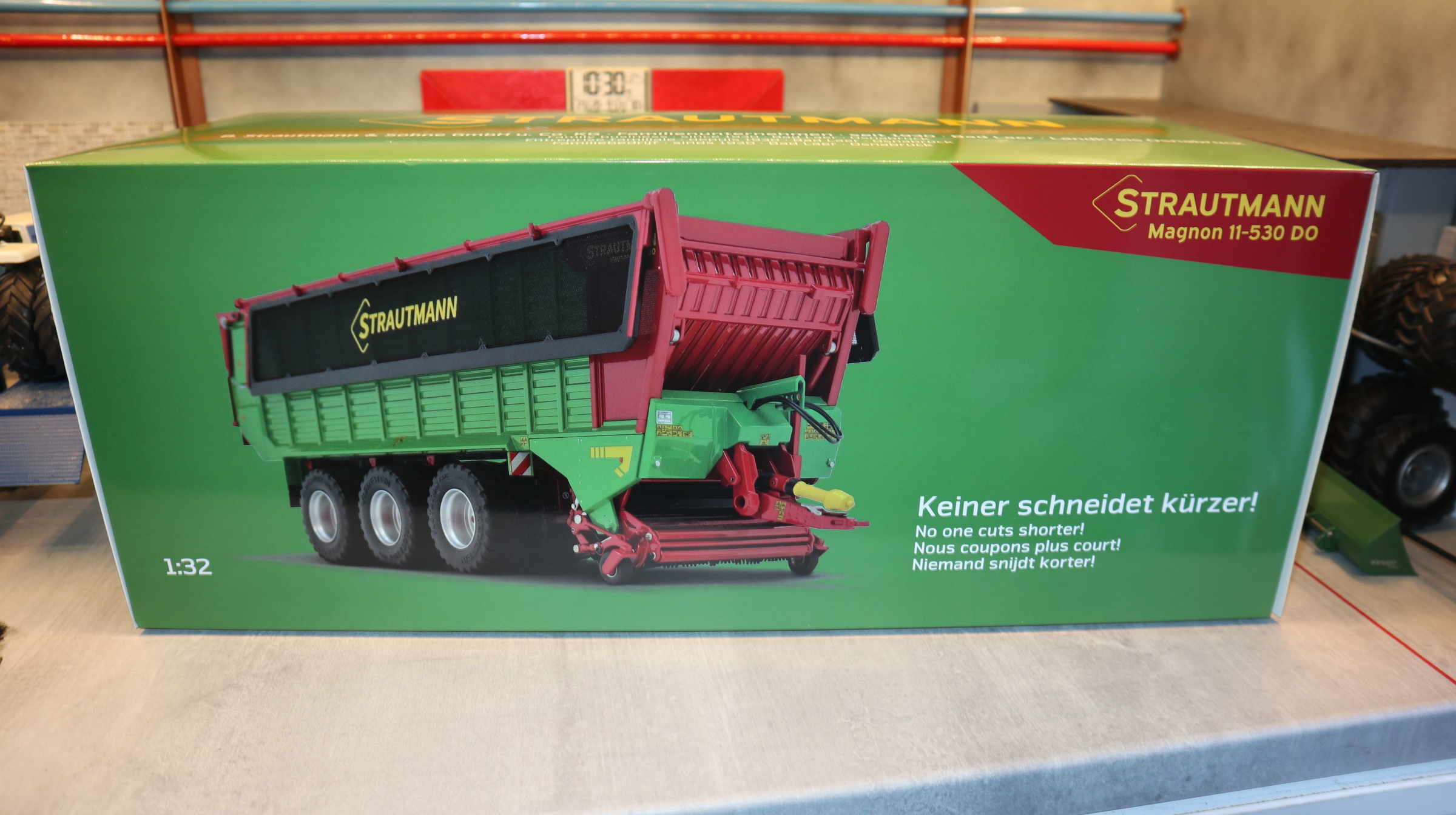 MarGe 2602 in 1:32, Strautmann Magnon 11-530 Silagewagen, NEU in OVP