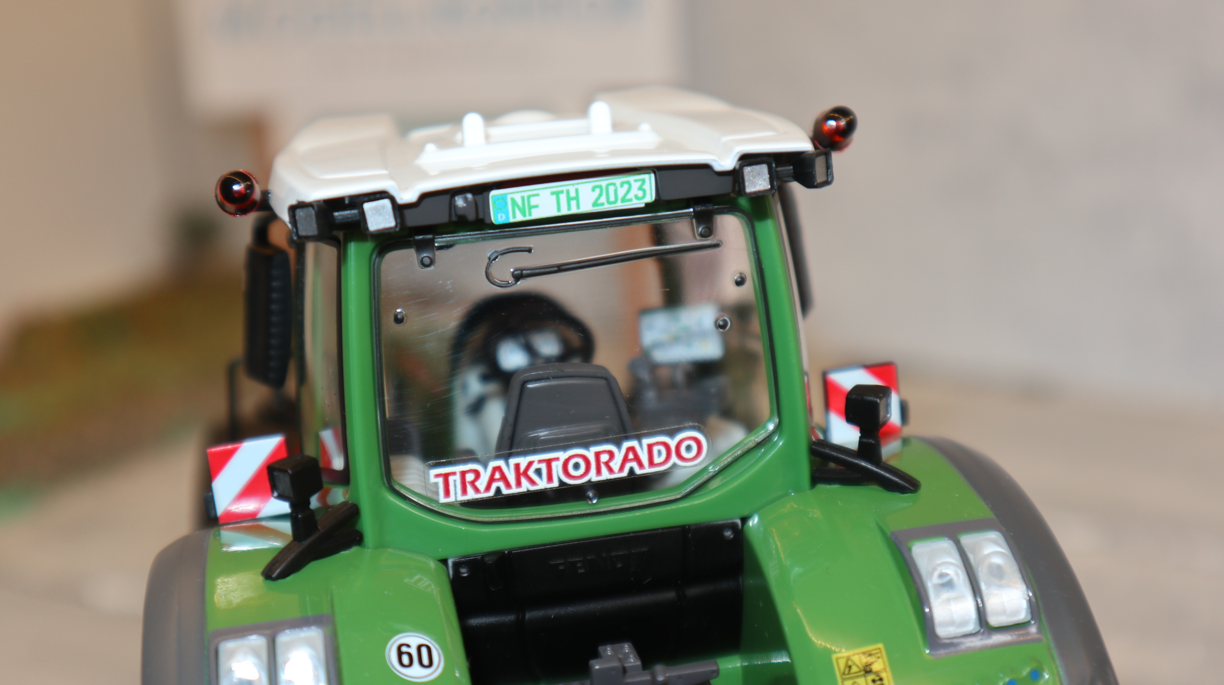 WIKING 077865 in 1:32, Fendt 942 TRAKTORADO 2023,  NEU in OVP