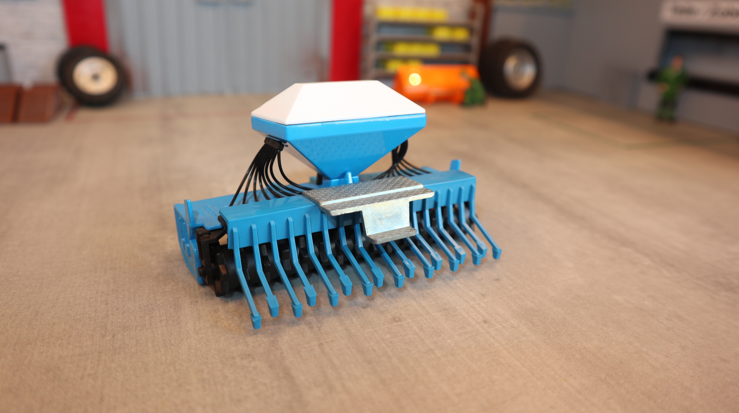 Siku 2261 in 1:32,  Saatdrillmaschine blau-weiß, NEU in OVP