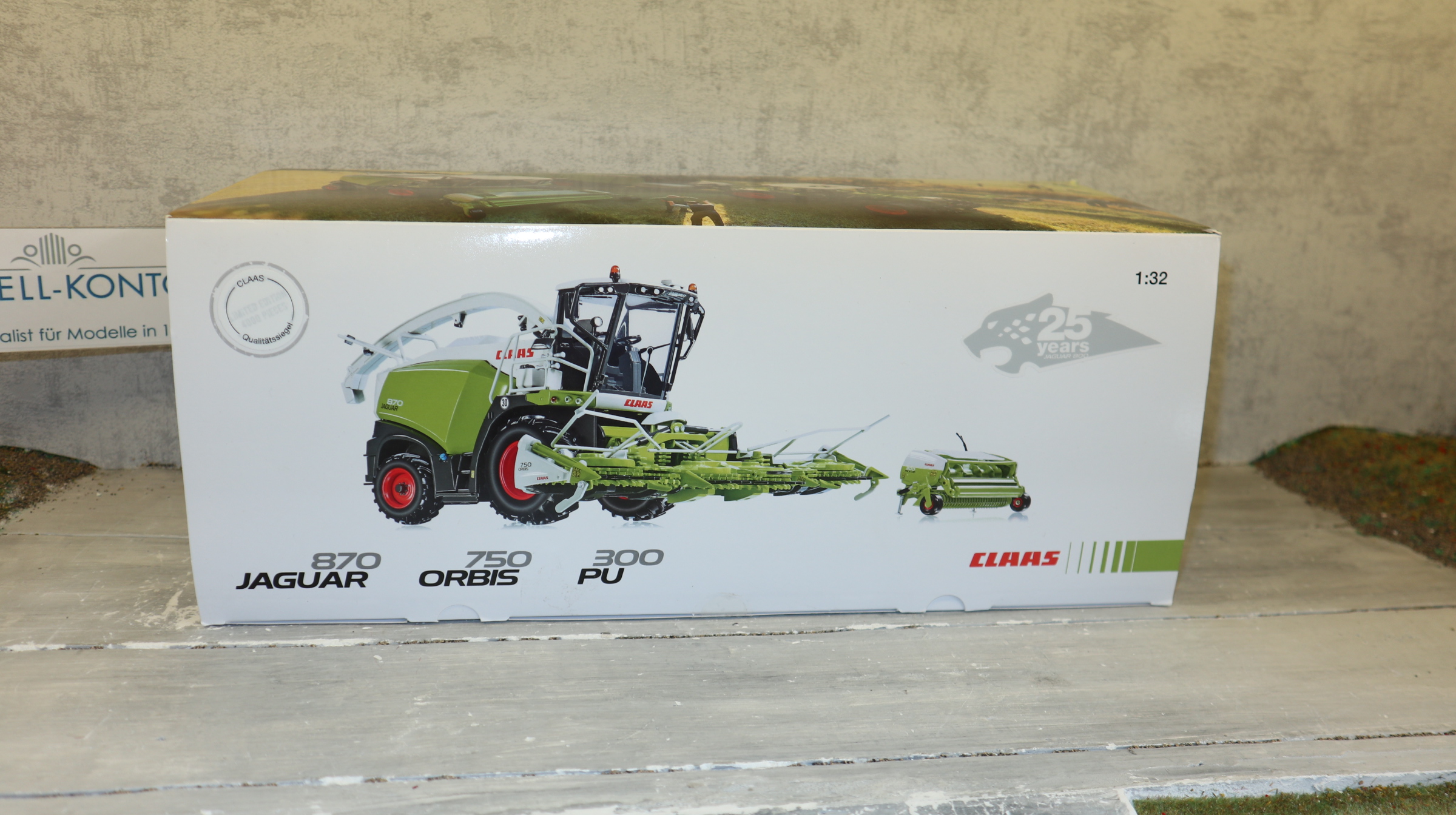 Wiking 01706680 in 1:32, Claas Jaguar 870 "25 Years Jaguar", NEU in OVP
