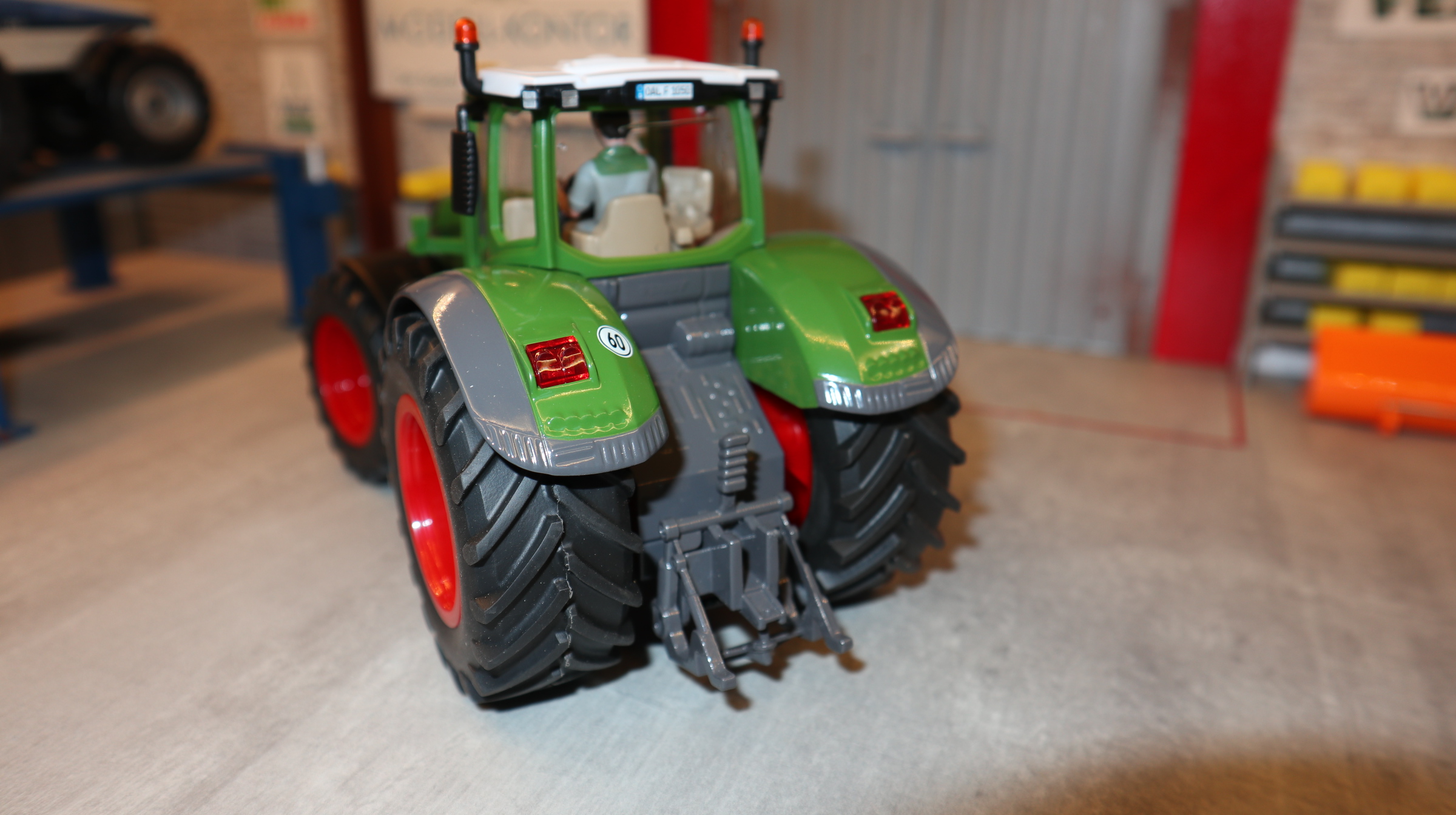 Siku 3287 in 1:32,  Fendt 1050 First Edition direkt von Fendt, NEU in OVP