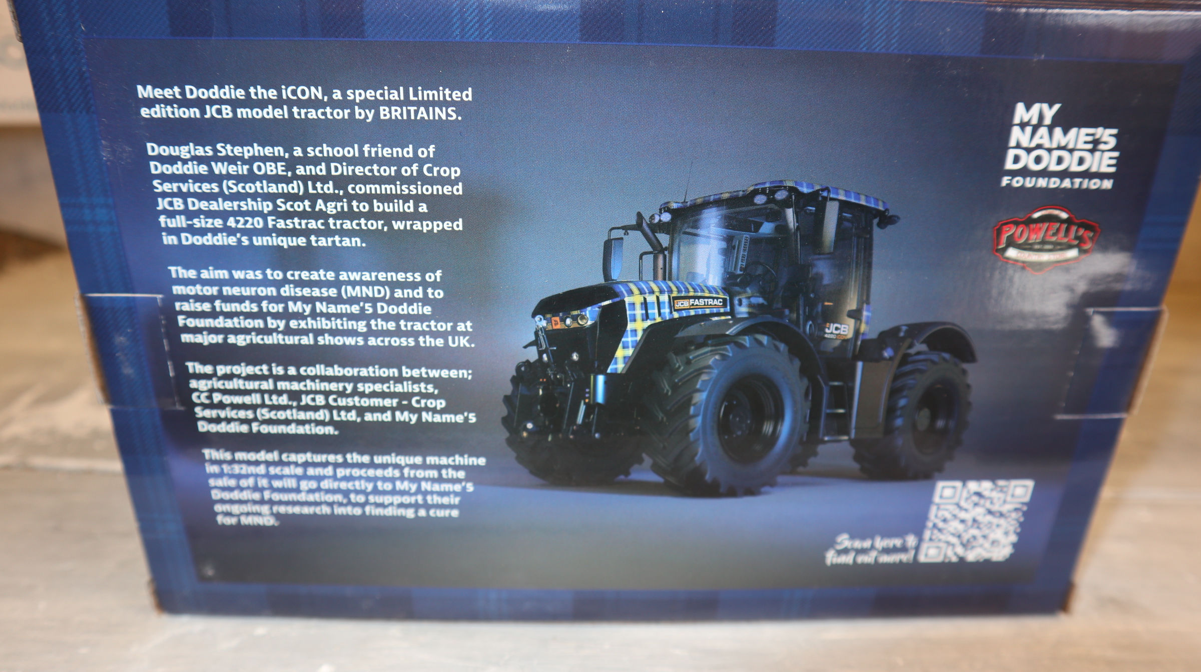 Britains 43421 in 1:32,  Sondermodell JCB 4220 "my-name's-Doddie" ,  NEU in OVP