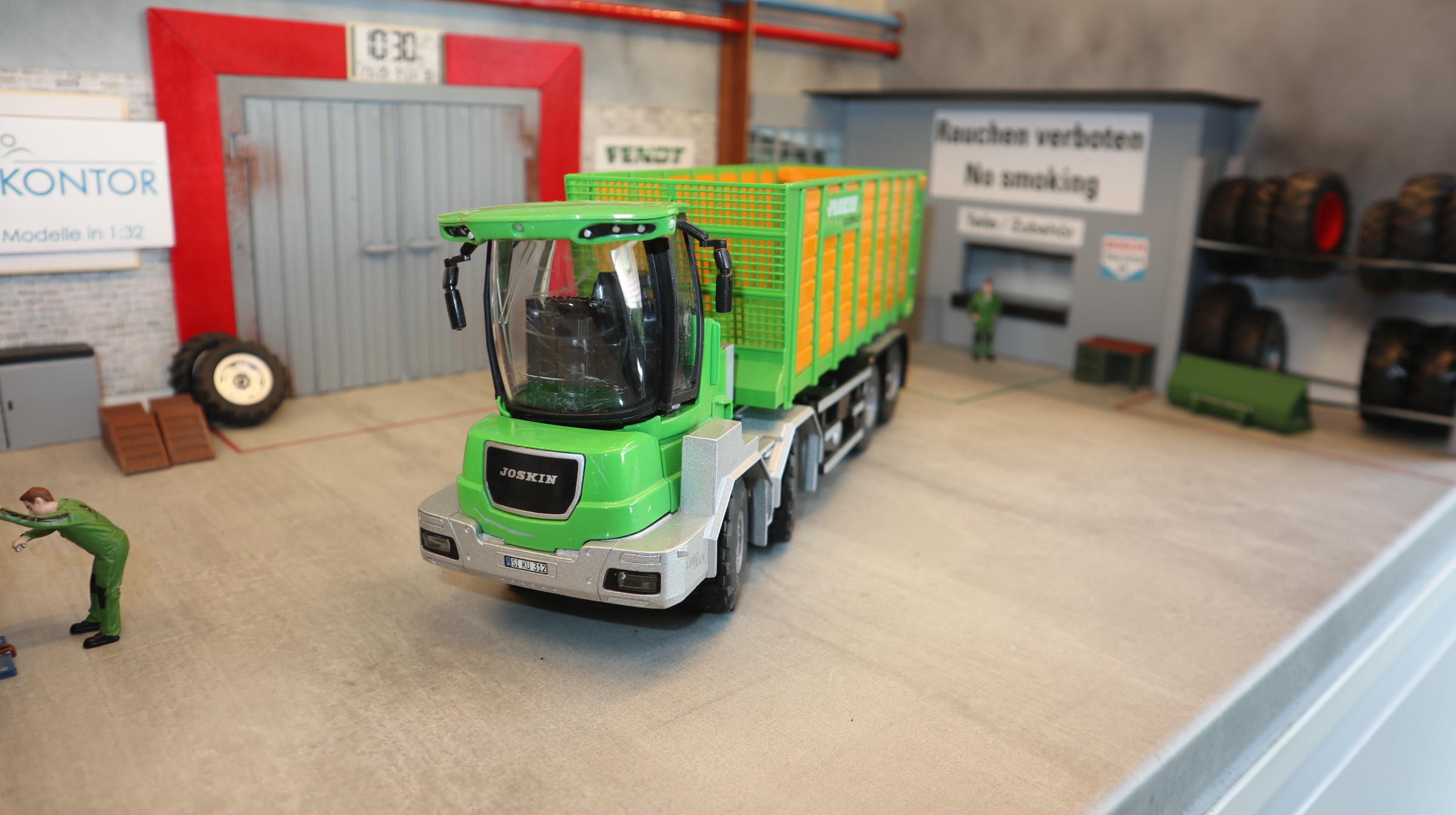 Siku 4064 in 1:32,  JOSKIN Cargo Aufbau Silospace, NEU ohne OVP