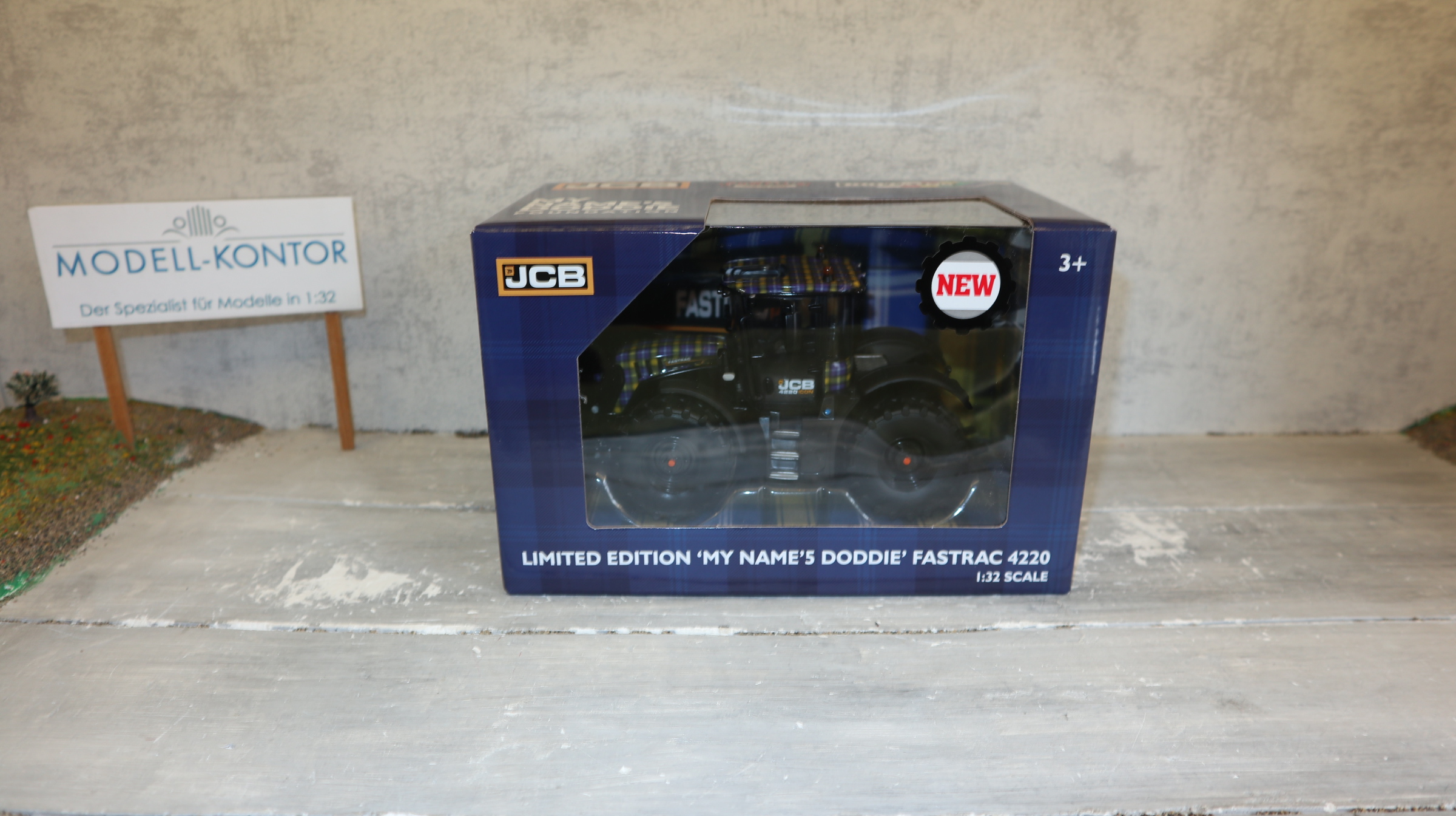 Britains 43421 in 1:32,  Sondermodell JCB 4220 "my-name's-Doddie" ,  NEU in OVP