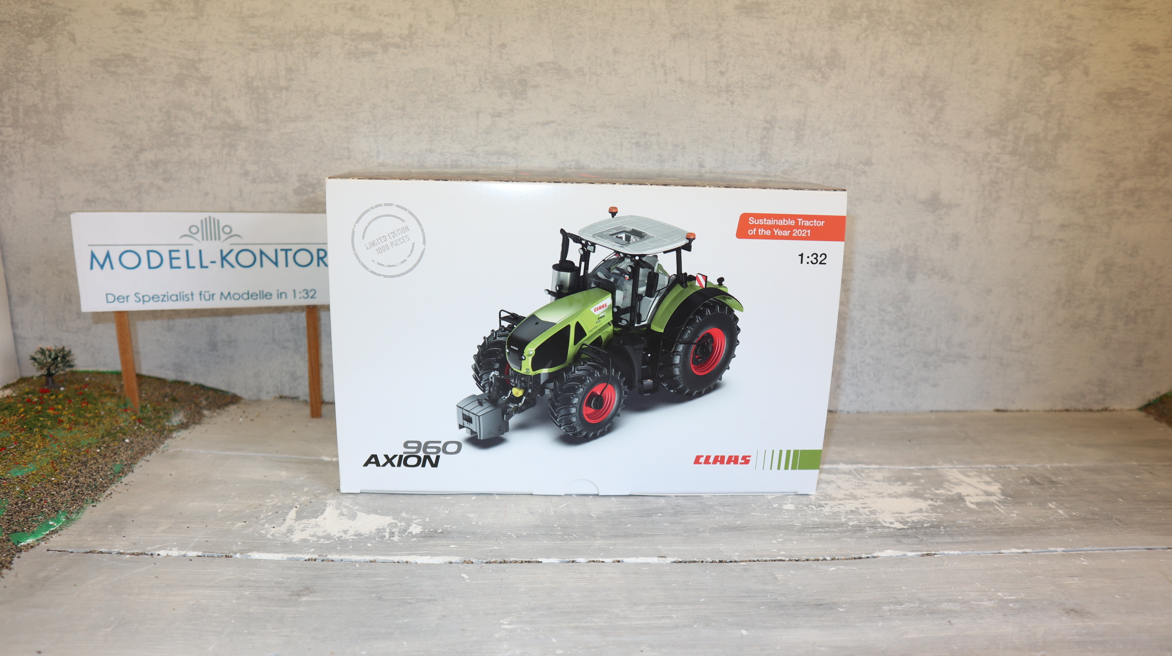 Wiking 02573010 in 1:32,  Claas AXION 960 mit Reifendruckregelanlage, NEU in OVP