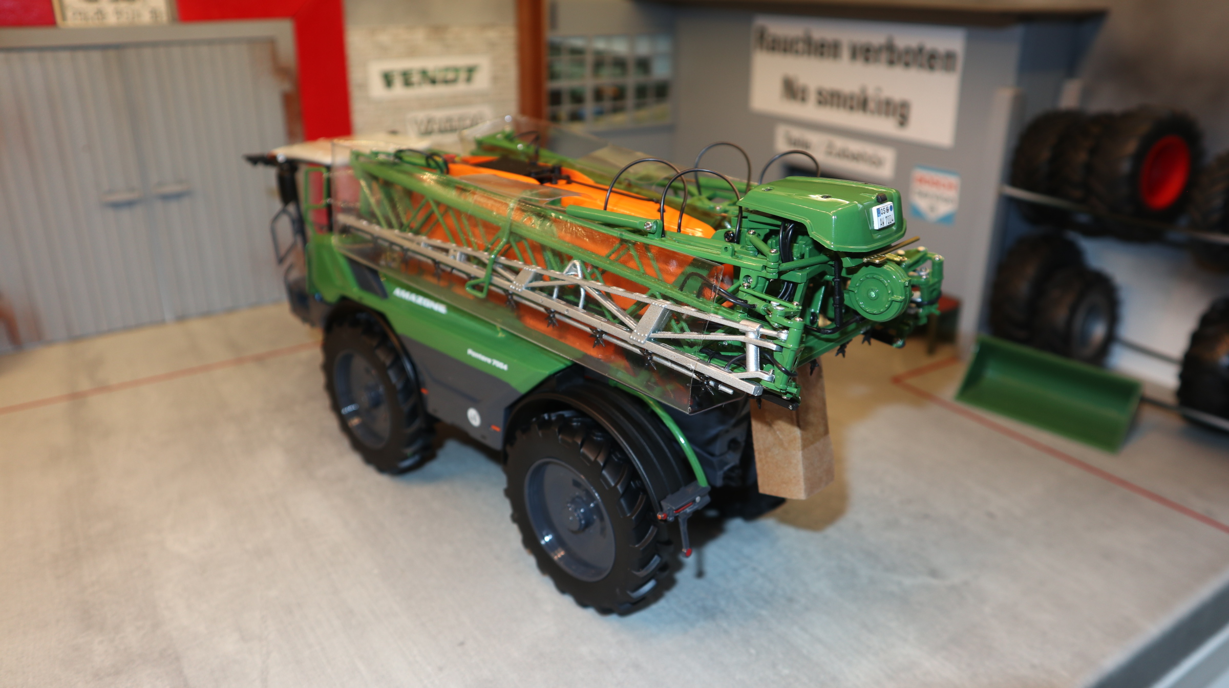 Universal Hobbies UH 6786 in 1:32,  AMAZONE Pantera 7004,  NEU in OVP