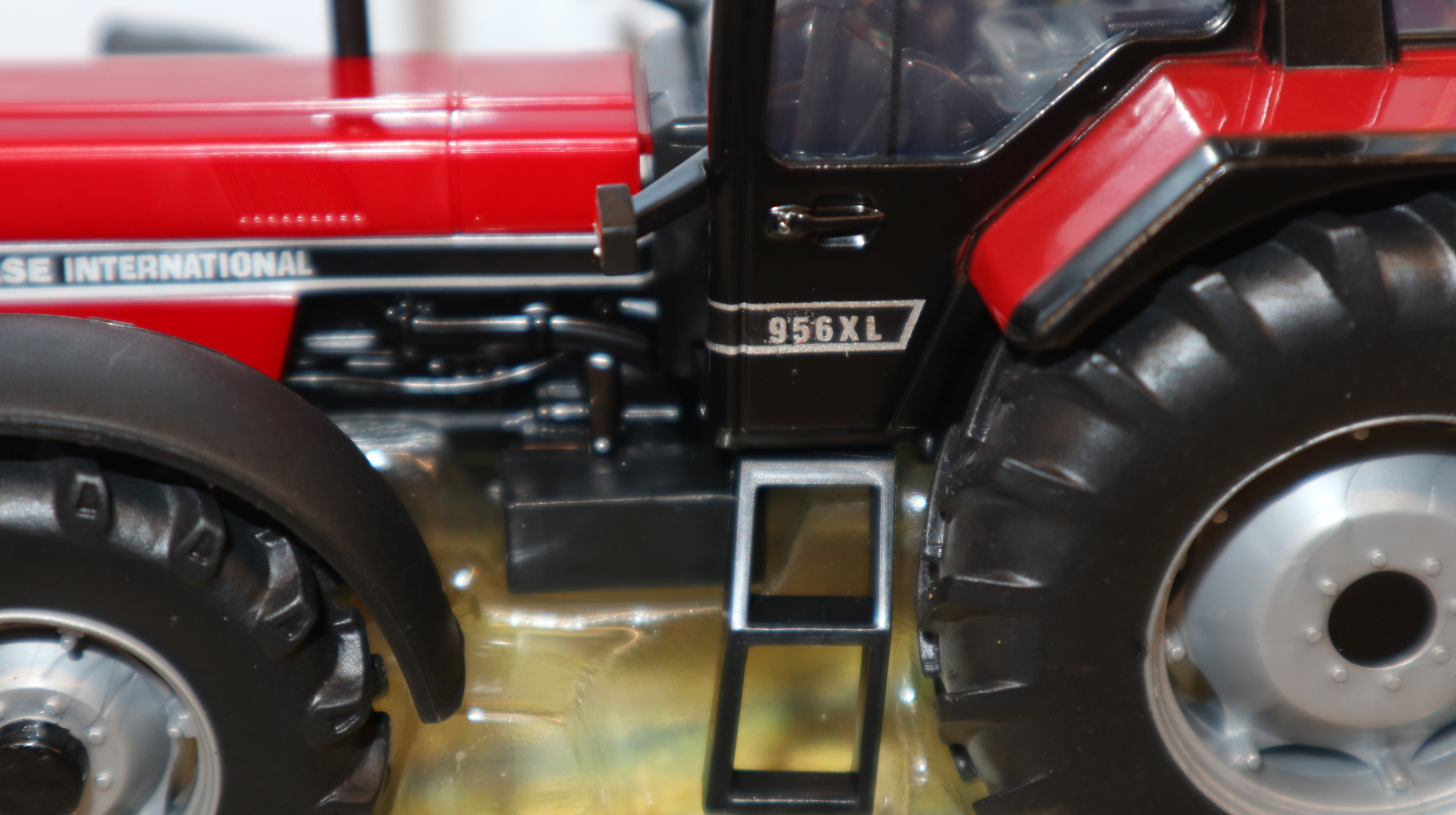 Britains 43328 in 1:32 CASE IH 956 XL 4wd, NEU in OVP