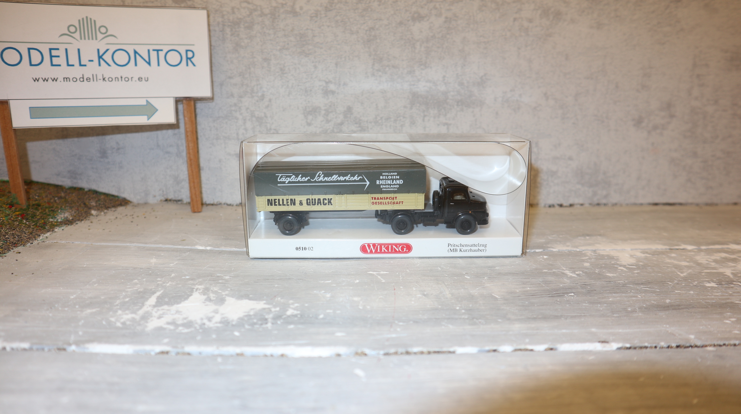 Wiking 051002 in 1:87, MB Kurzhauber Pritschensattelzug NELLEN & QUACK, NEU in OVP