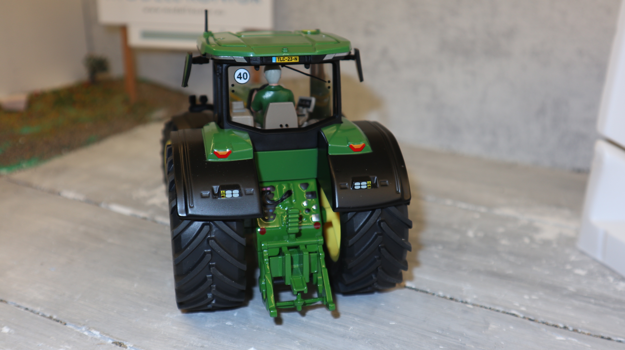 Siku 3290 in 1:32, John Deere 8R 280, LCN 2023 Sondermodell,  NEU in OVP