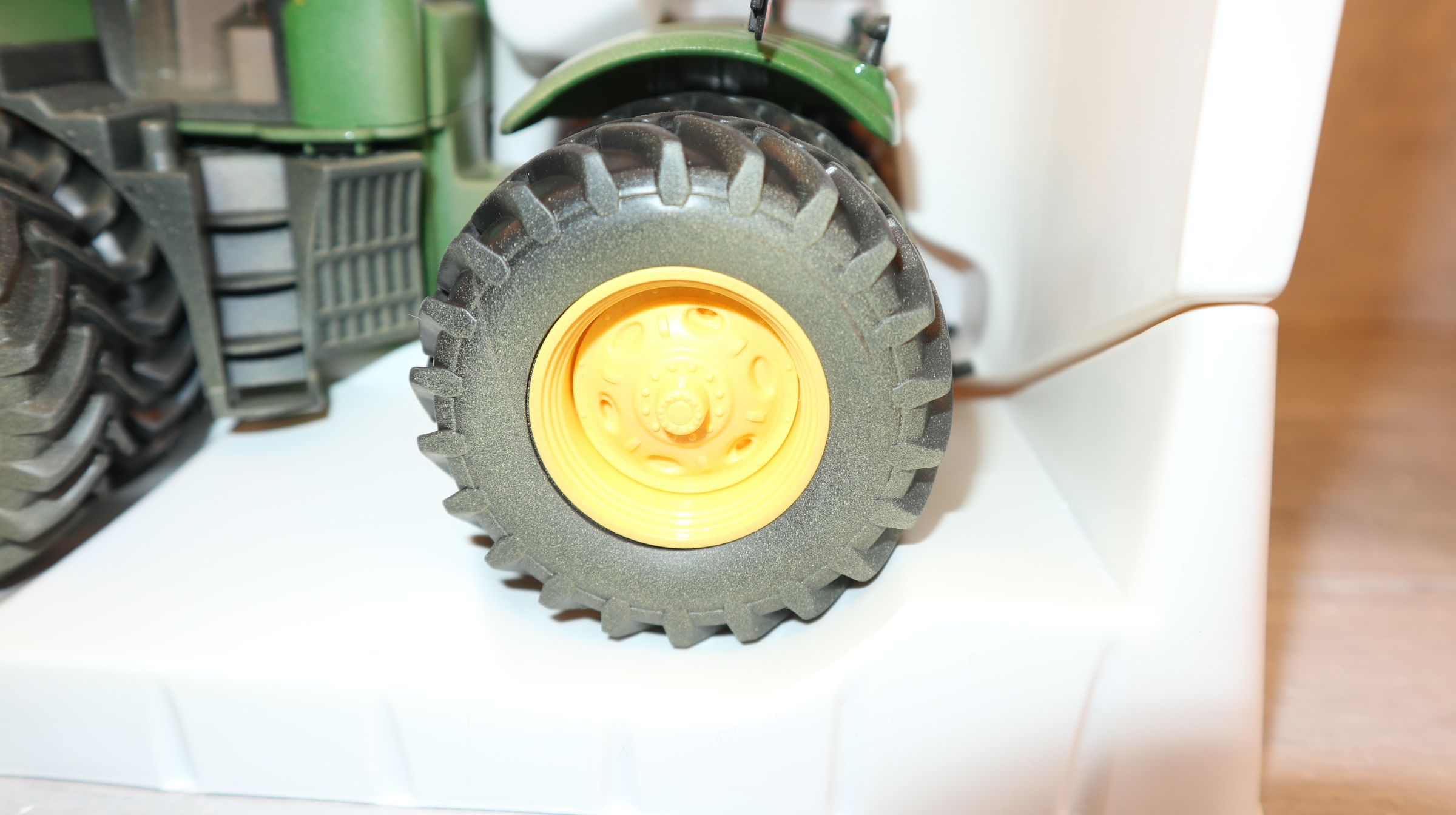 Siku 3276 in 1:32, John Deere 9560 R Agritechnica 2015 DIRTY, NEU in OVP