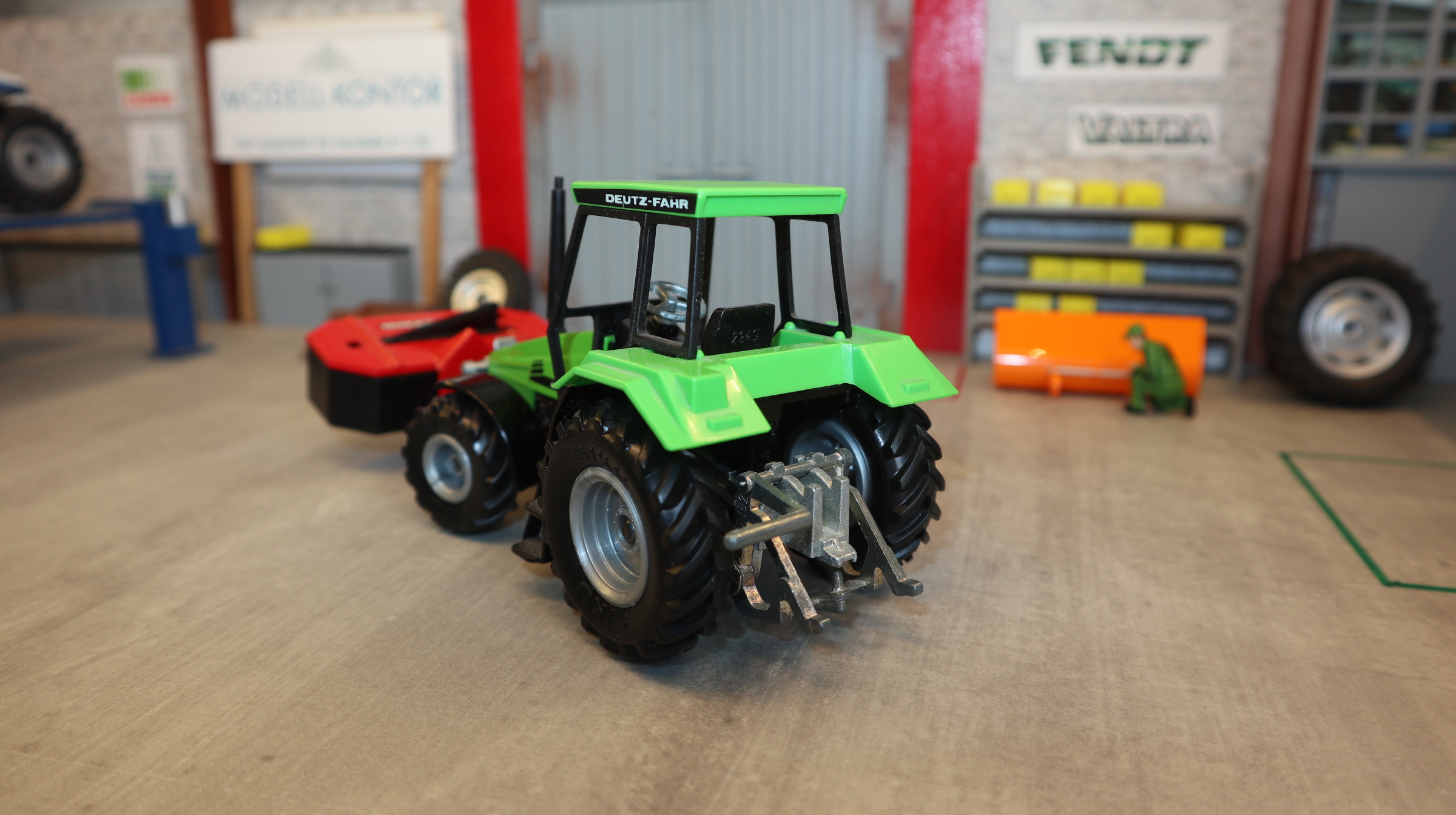 Siku 3156 in 1:32, Deutz-Fahr Agroxtra mit Deutz Mähwerk, Version 1