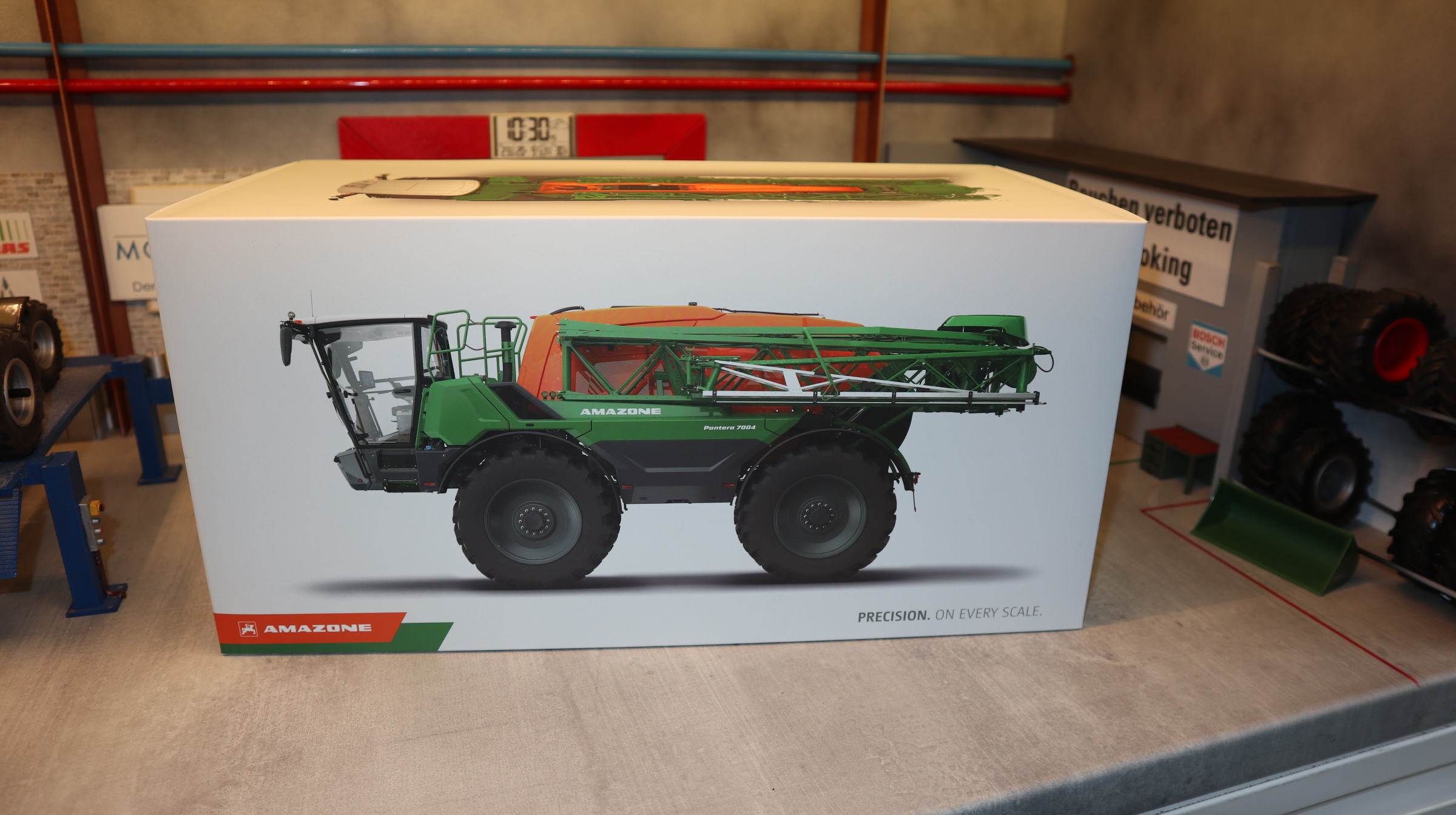 Universal Hobbies UH 6786 in 1:32,  AMAZONE Pantera 7004,  NEU in OVP