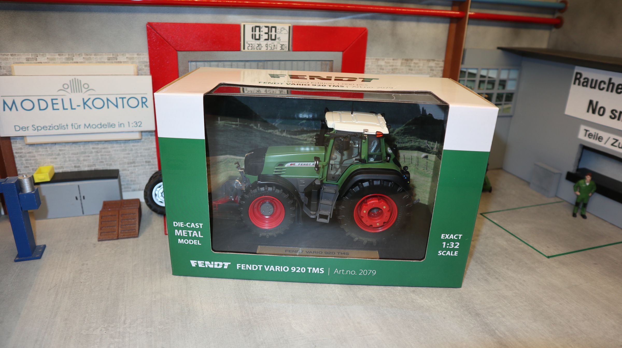 Weise Toys 2079 in 1:32, Fendt Vario 920 TMS TRAKTORADO 2026  NEU in OVP