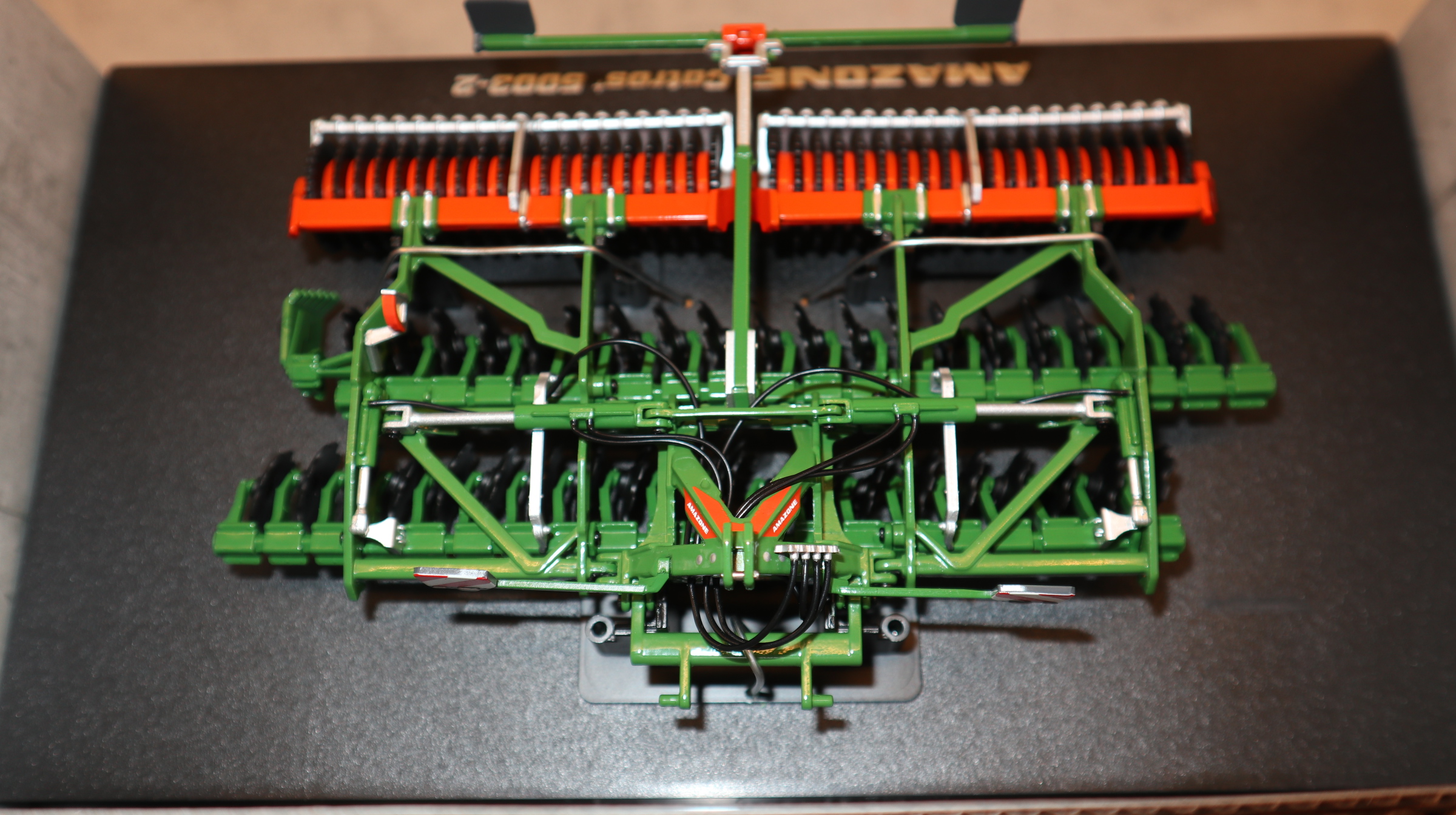 Universal Hobbies UH 6842 in 1:32,  AMAZONE Catros 5003-2,  NEU in OVP