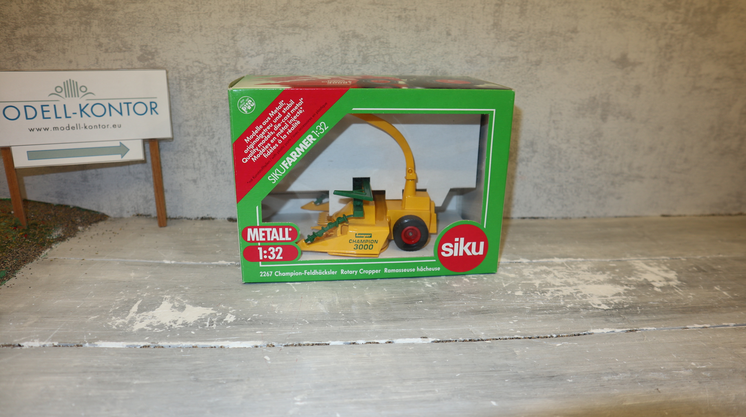 Siku 2267 in 1:32,  Feldhäcksler KEMPER Champion, NEU in OVP
