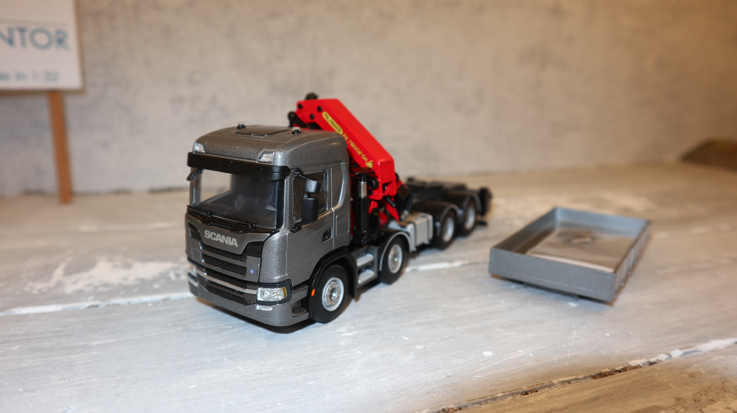 WSI 02-2576 in 1:50, SCANIA G 8x4 mit Palfinger PK 78002,  NEU in OVP