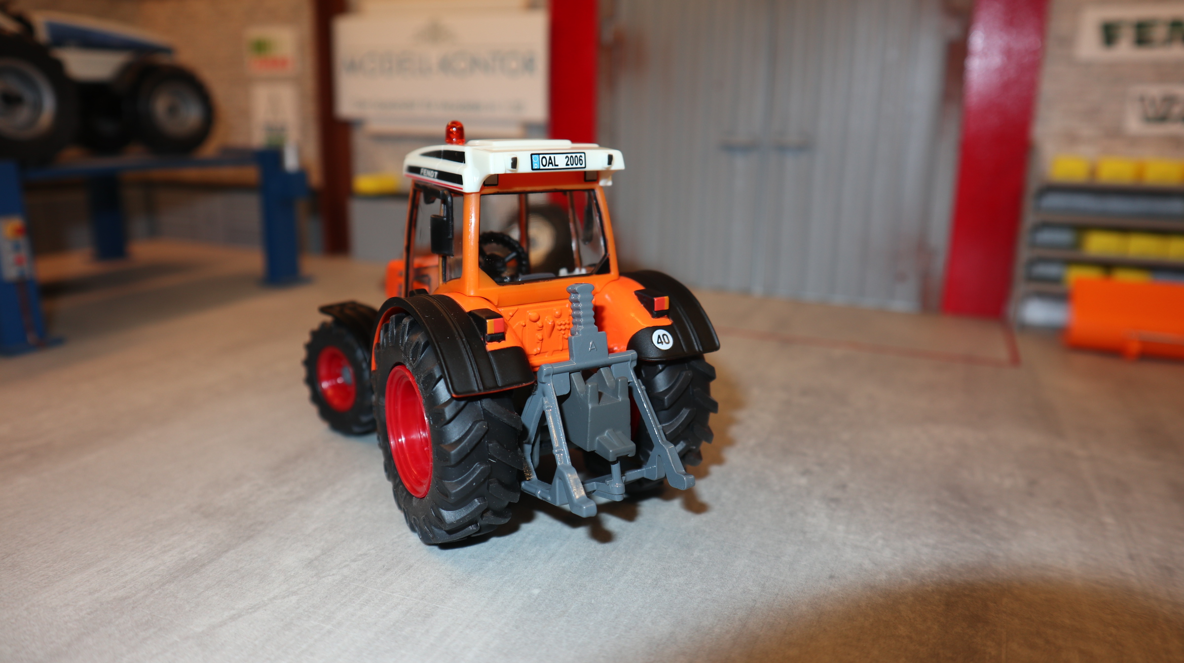 Siku 3052 in 1:32, Fendt 209S Kommunal  NEU in OVP