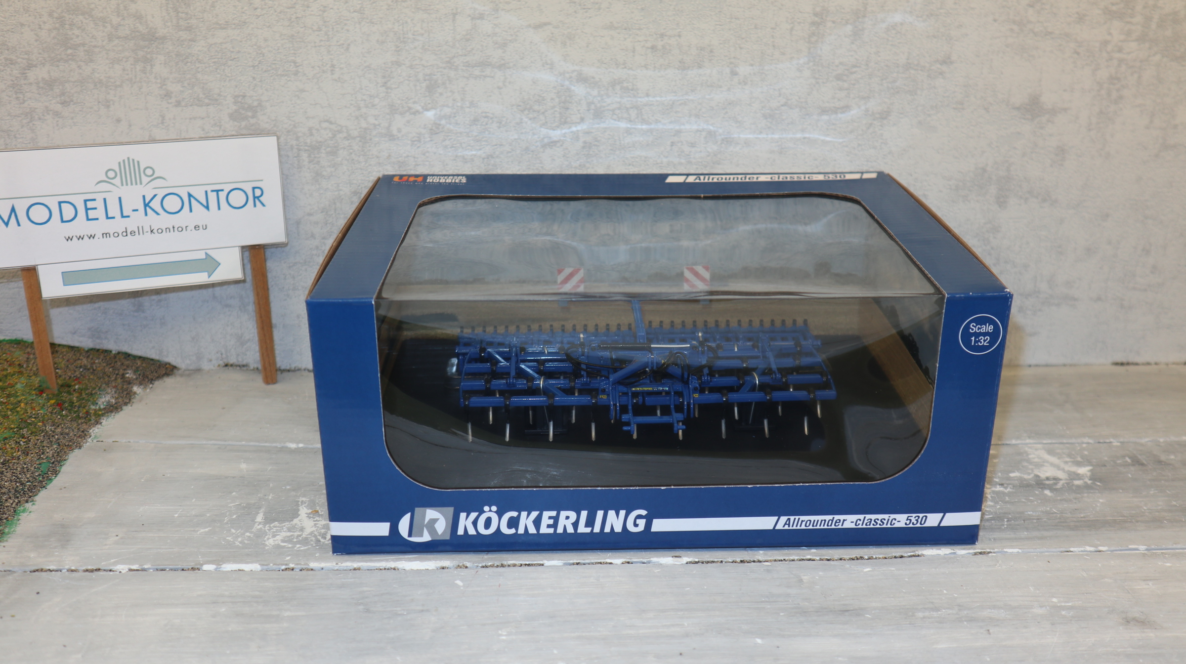 Universal Hobbies UH 6283 in 1:32,  Köckerling Allrounder 530,  Neu in OVP