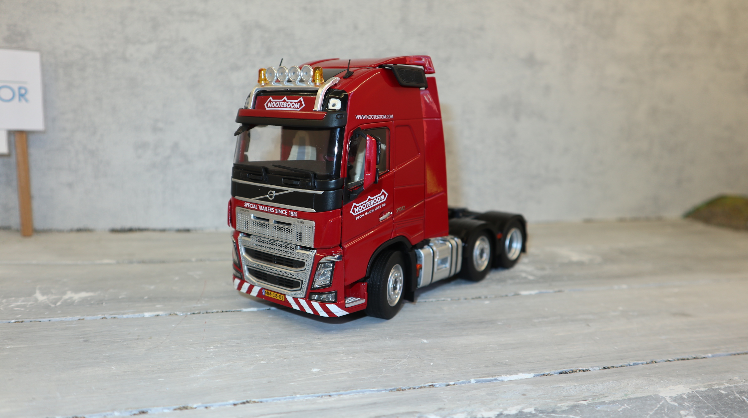 MarGe 1811-03 in 1:32, VOLVO FH 16 6x2 NOOTEBOOM, NEU in OVP