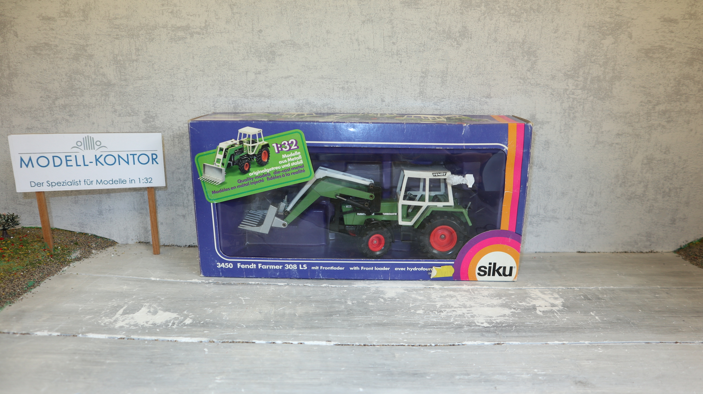 Siku 3450 in 1:32,  Fendt 308 LS mit Frontlader, NEU in OVP