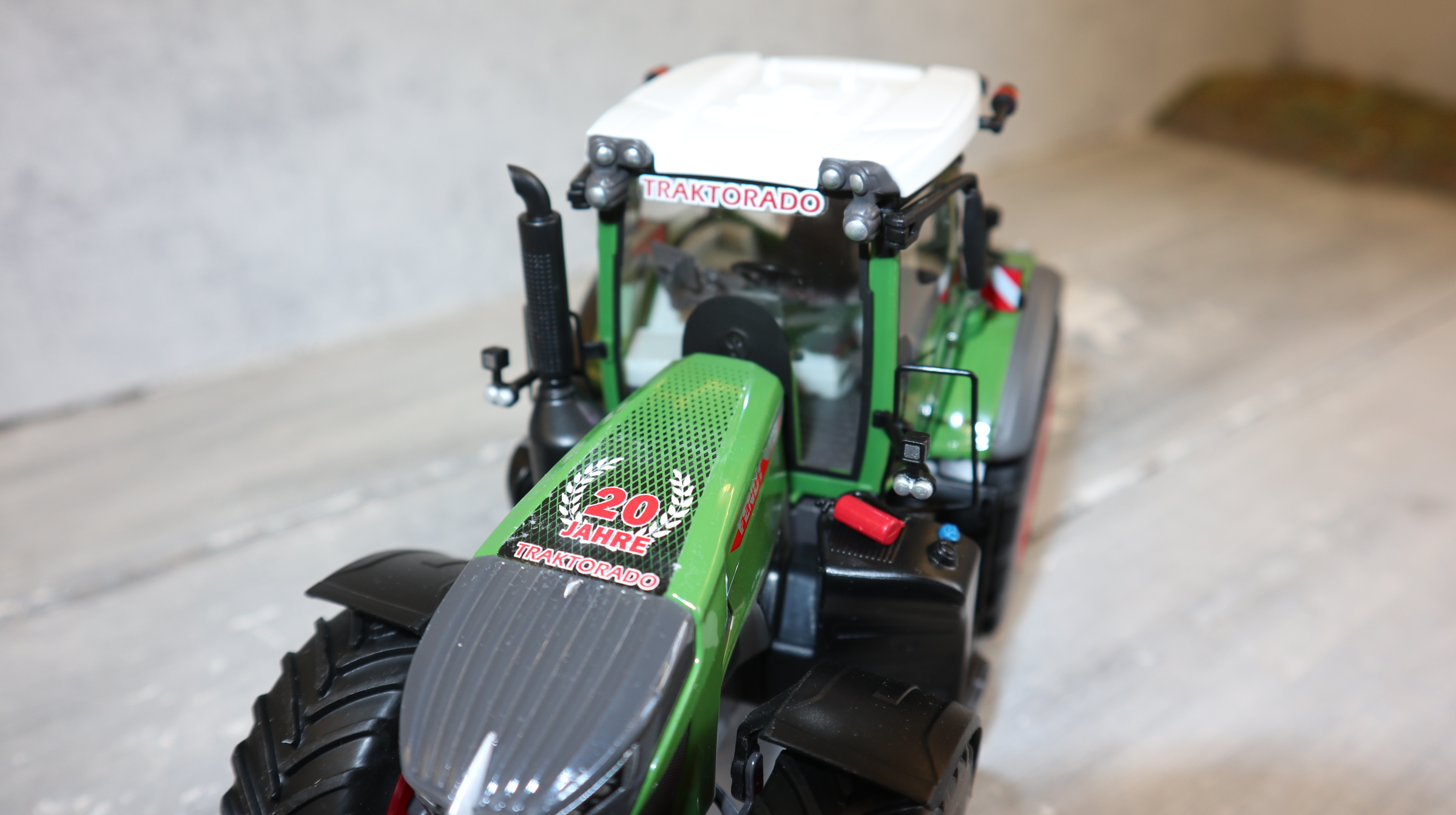 WIKING 077865 in 1:32, Fendt 942 TRAKTORADO 2023,  NEU in OVP