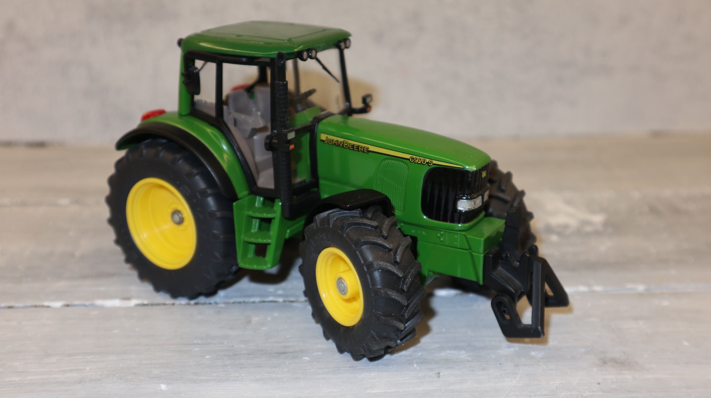 Siku 3252 in 1:32, John Deere 6920 S,  NEU in OVP