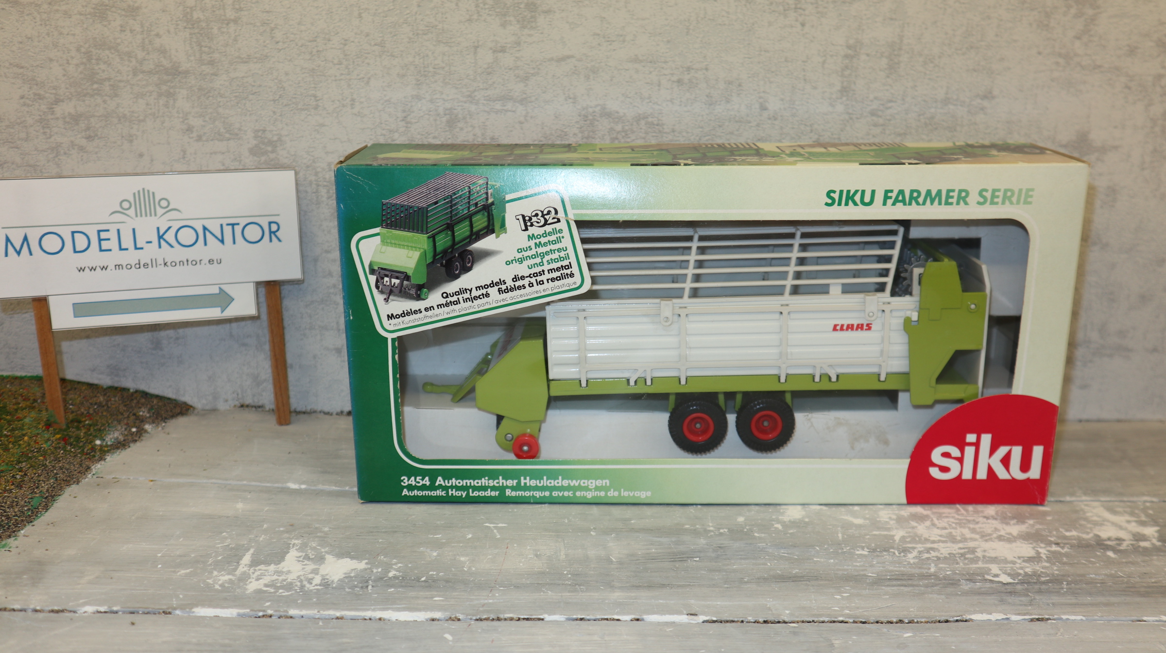 Siku 3454 in 1:32, Automatischer Heuladewagen CLAAS, Neu in OVP