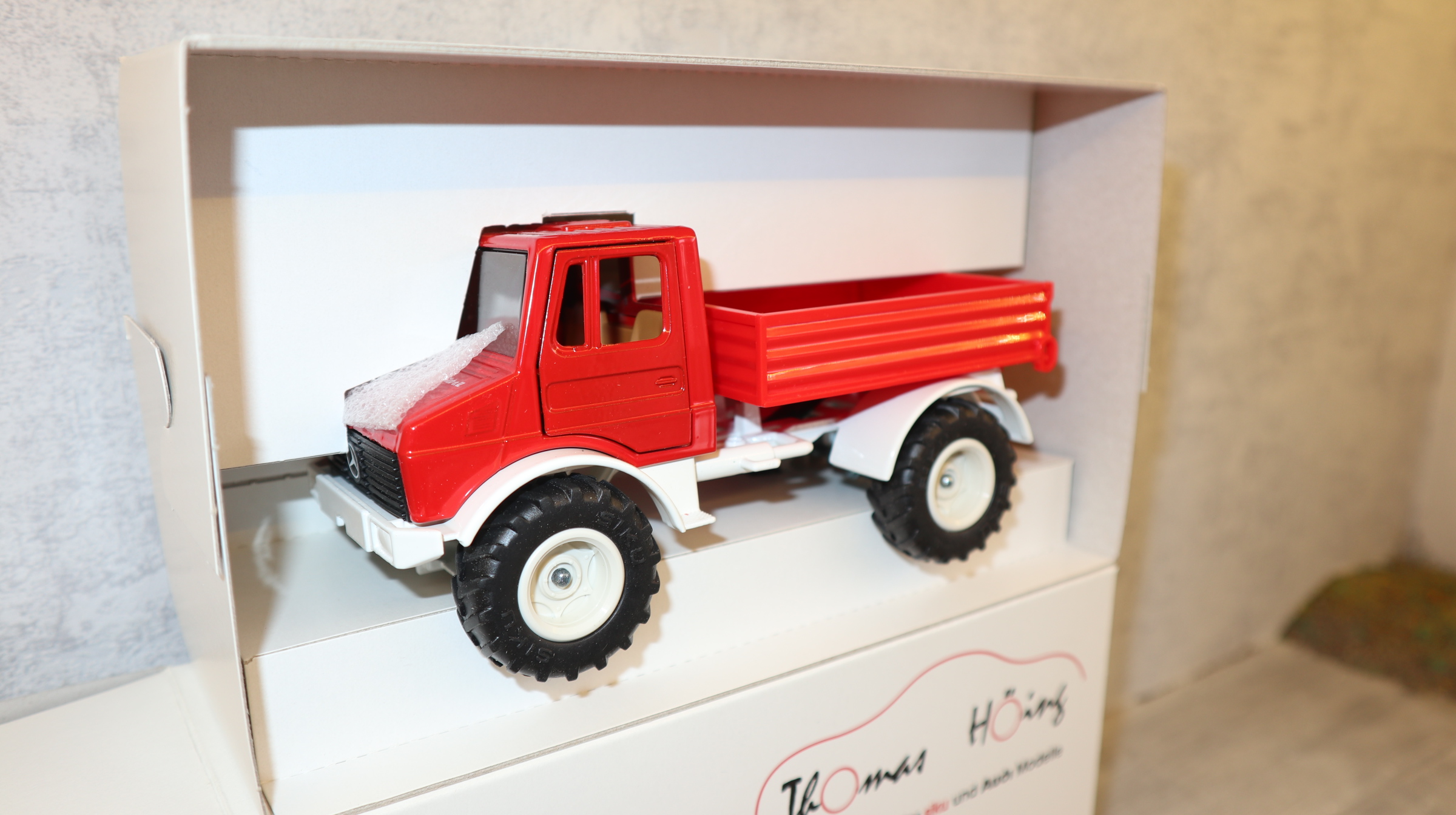 Siku 3153 in 1:32,  Unimog 1500 ROT-Weis Sondermodell SSC 2016, NEU in OVP