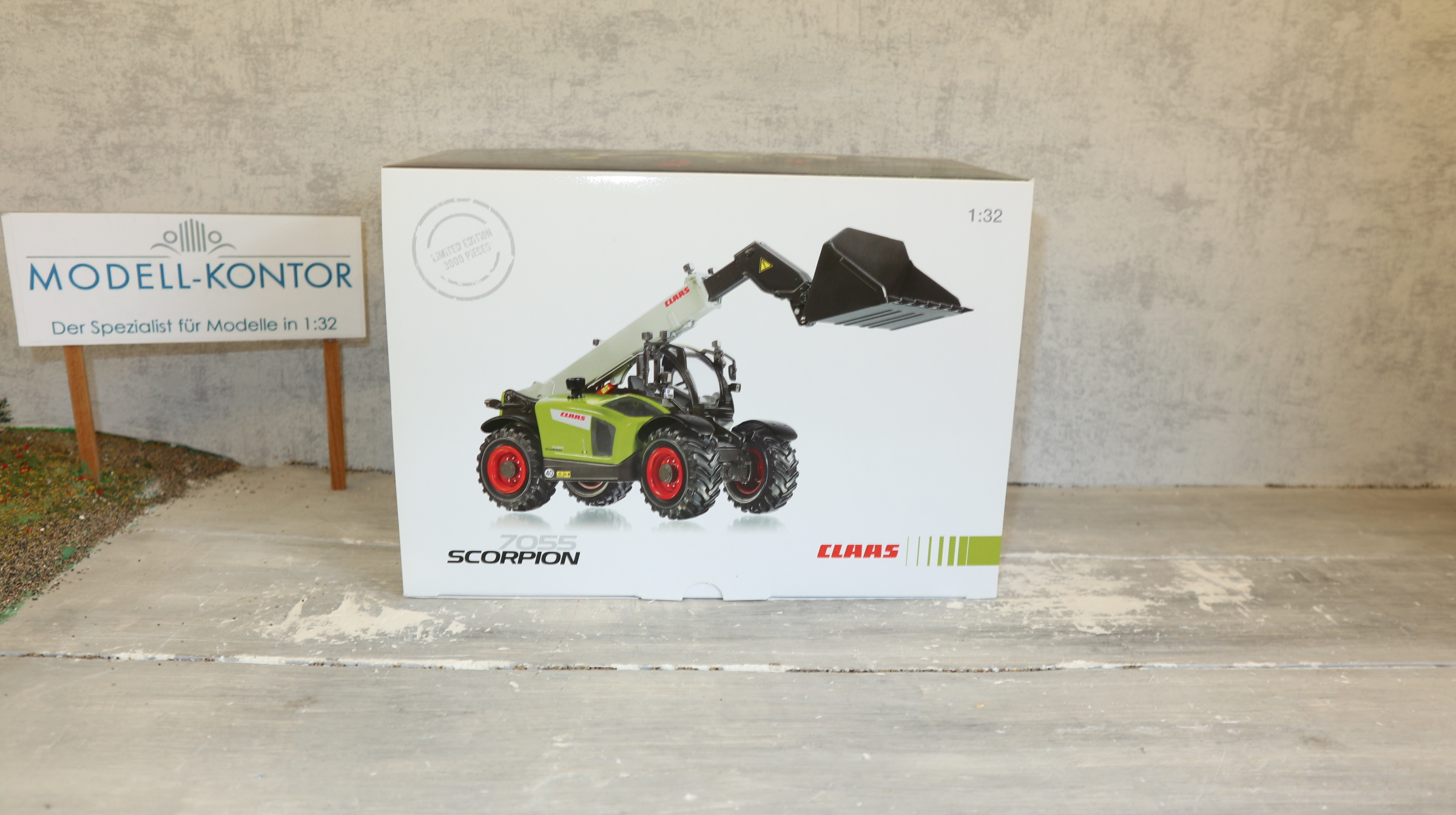 WIKING 077347 in 1:32. Claas Scorpion 7055  Sondermodell SIMA 2015 NEU in OVP