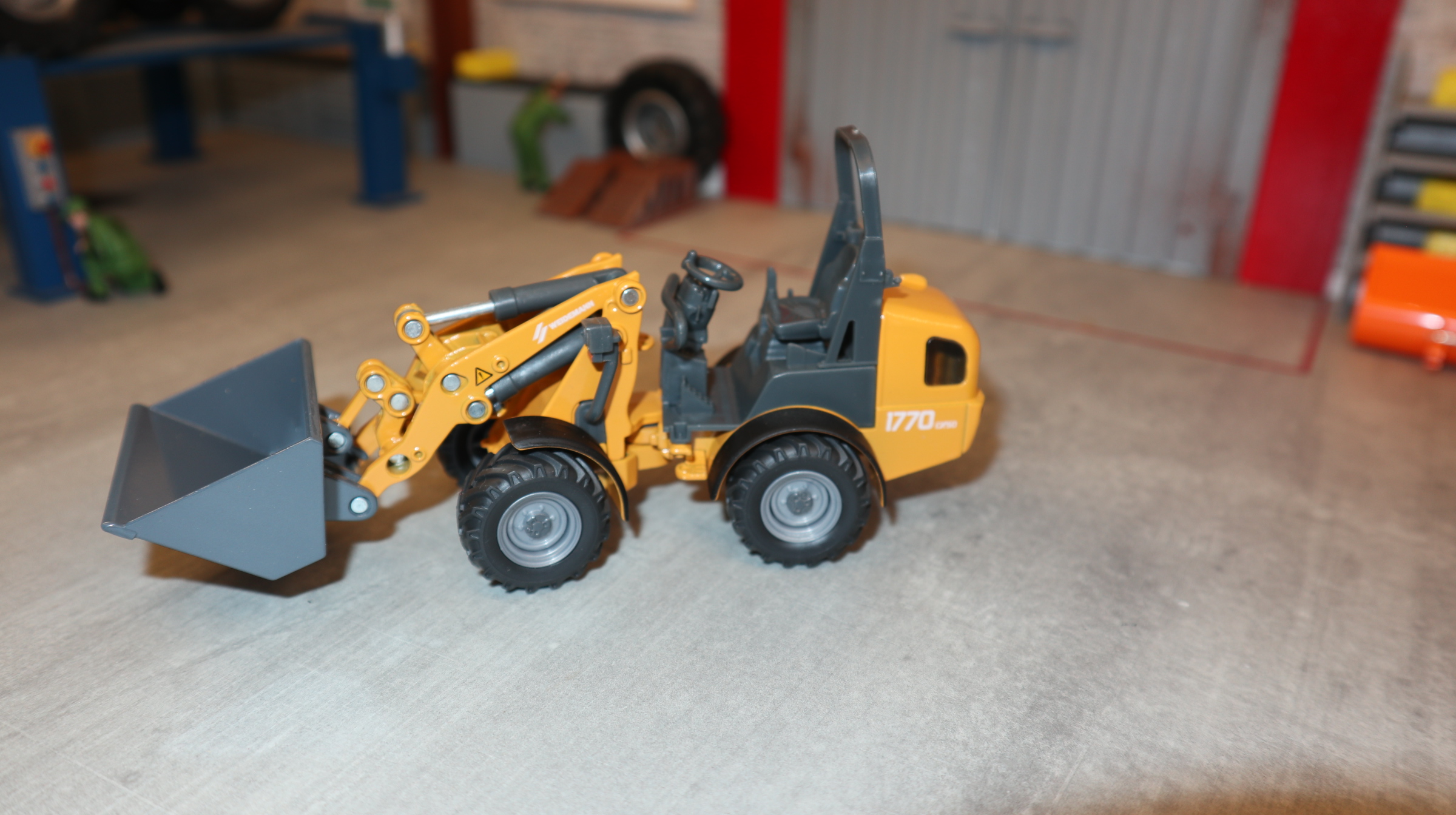Siku 3059 in 1:32, Weidemann Hoftrac GELB, Sondermodell aus Neuseeland, NEU in OVP
