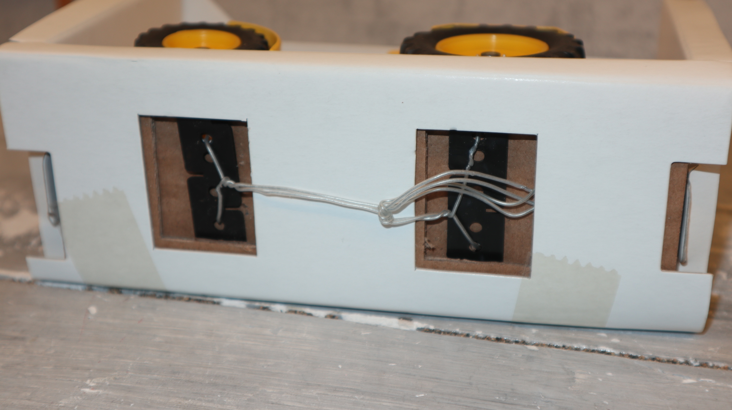 Siku 3469 in 1:32,  Schlüter 1250L in GELB, NEU in OVP